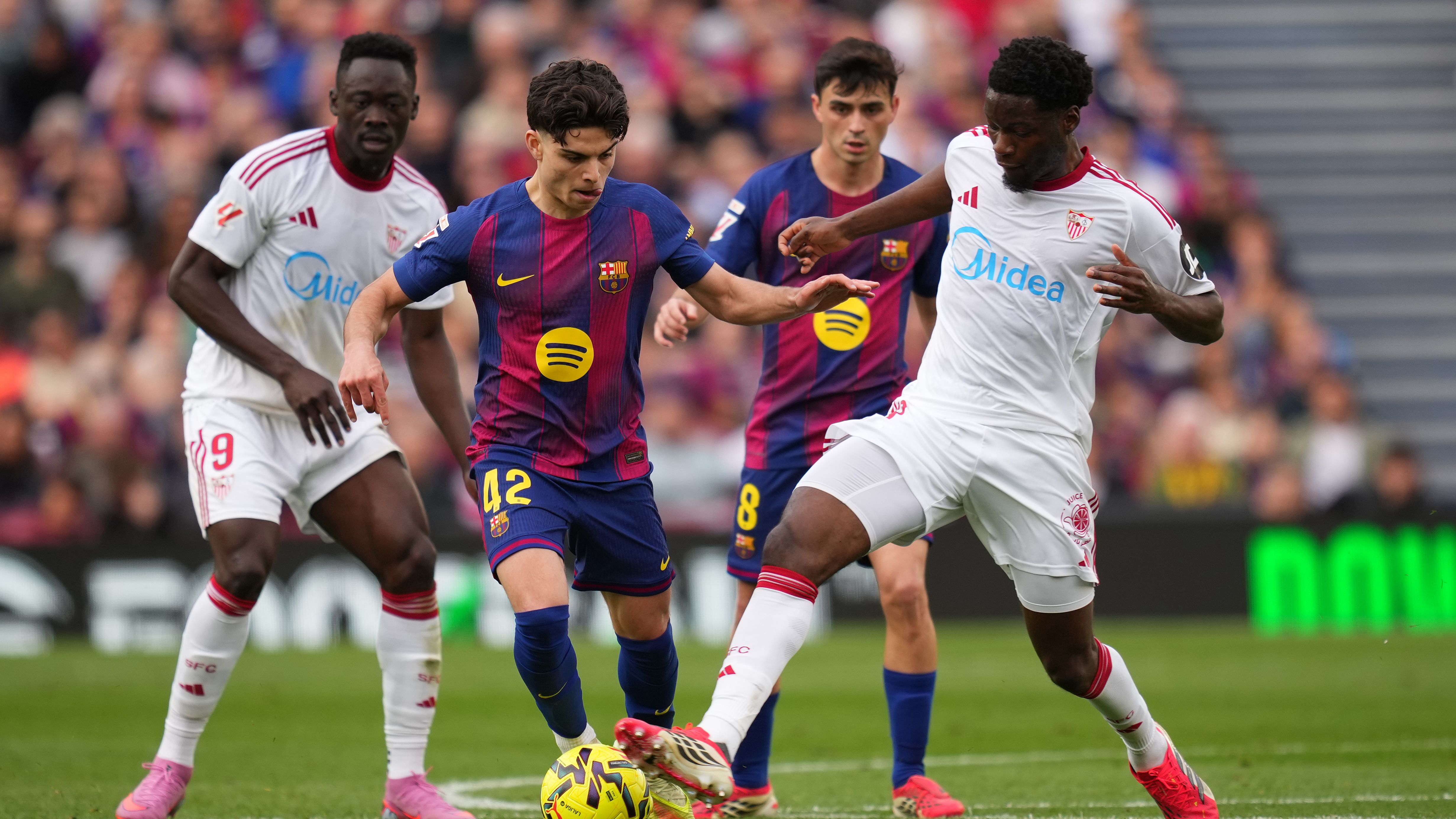 FC Barcelona v Sevilla FC - LaLiga EA Sports
