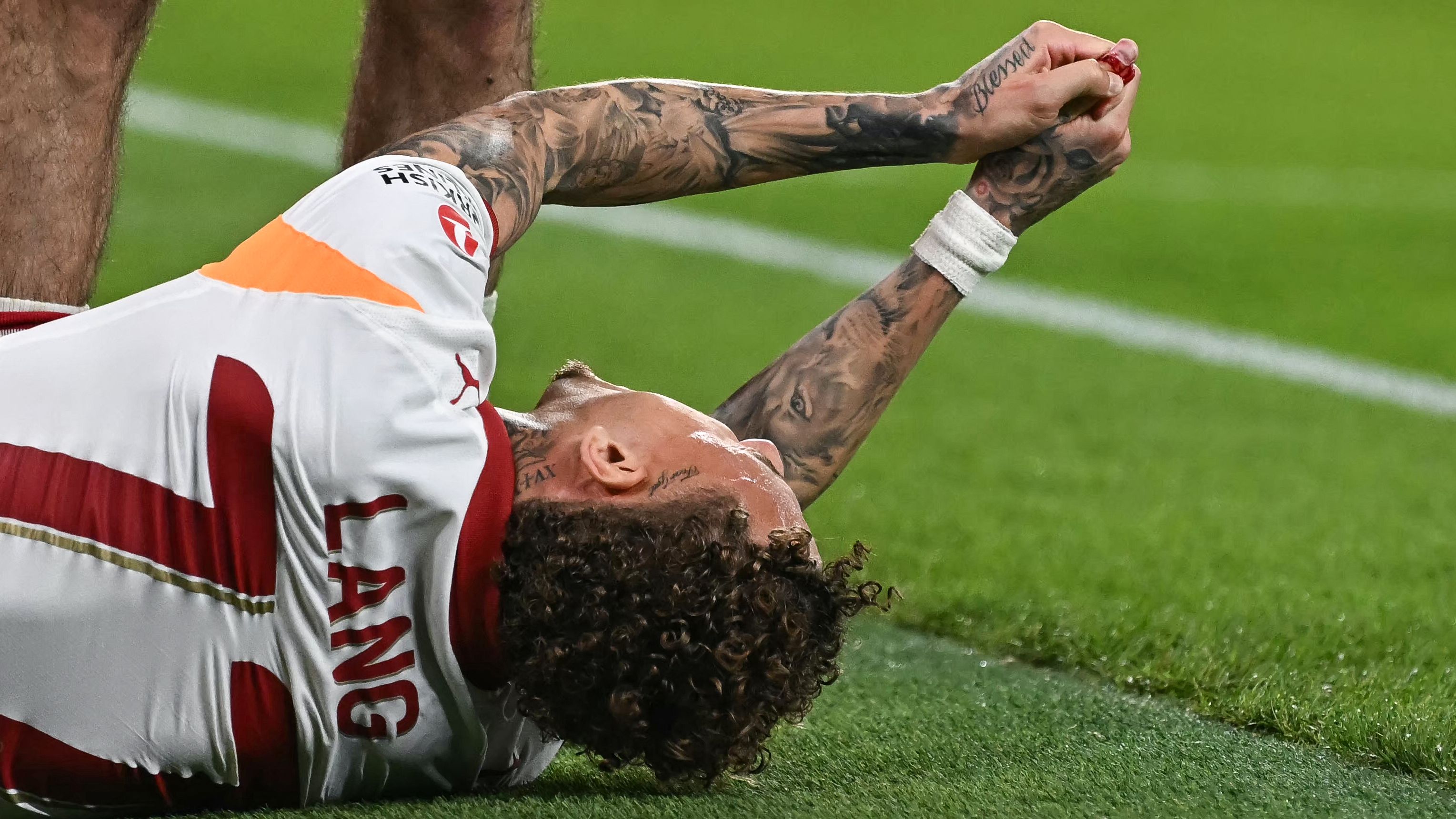 FBL-EUR-C1-LIVERPOOL-GALATASARAY