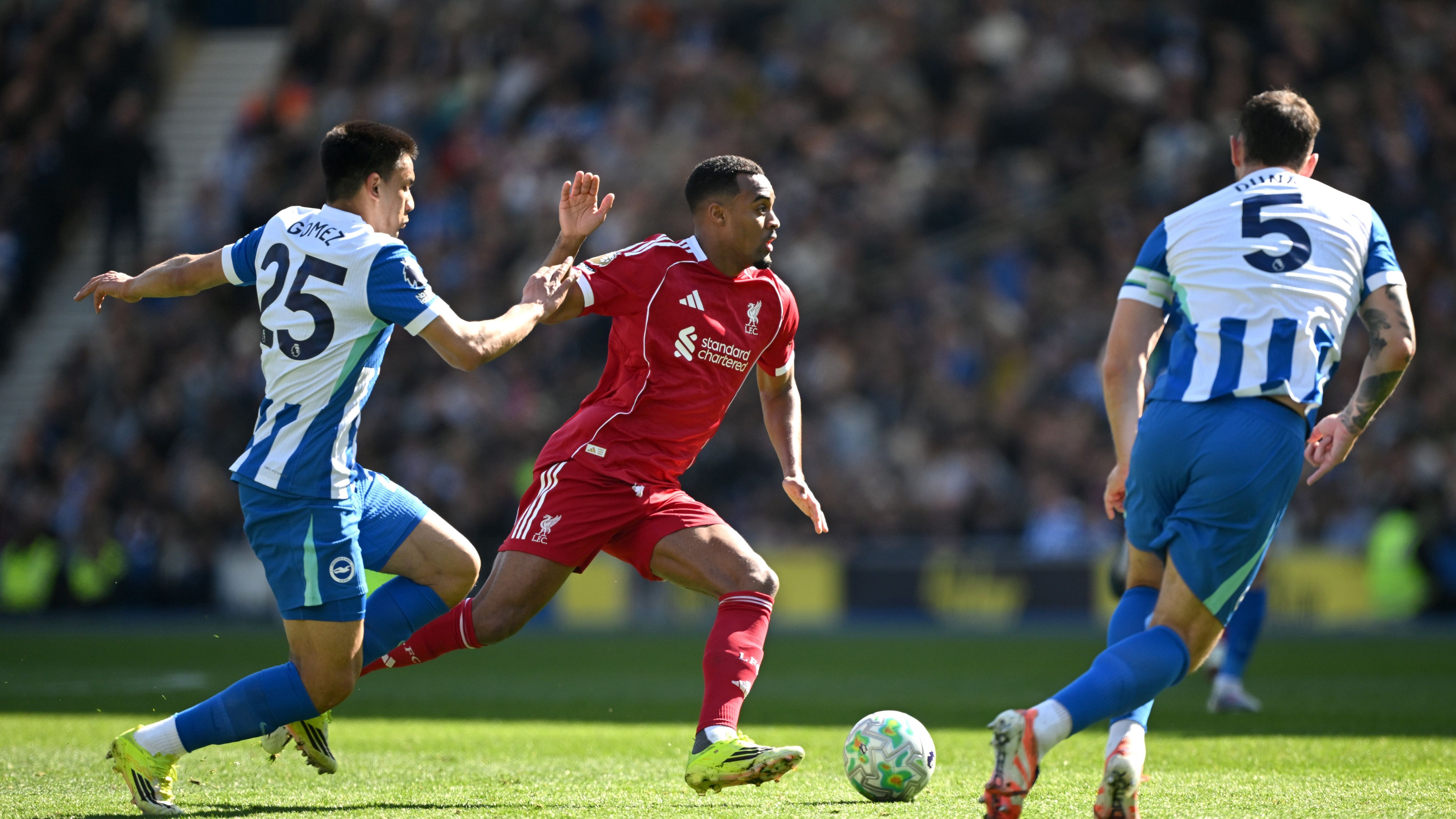 Brighton & Hove Albion v Liverpool - Premier League
