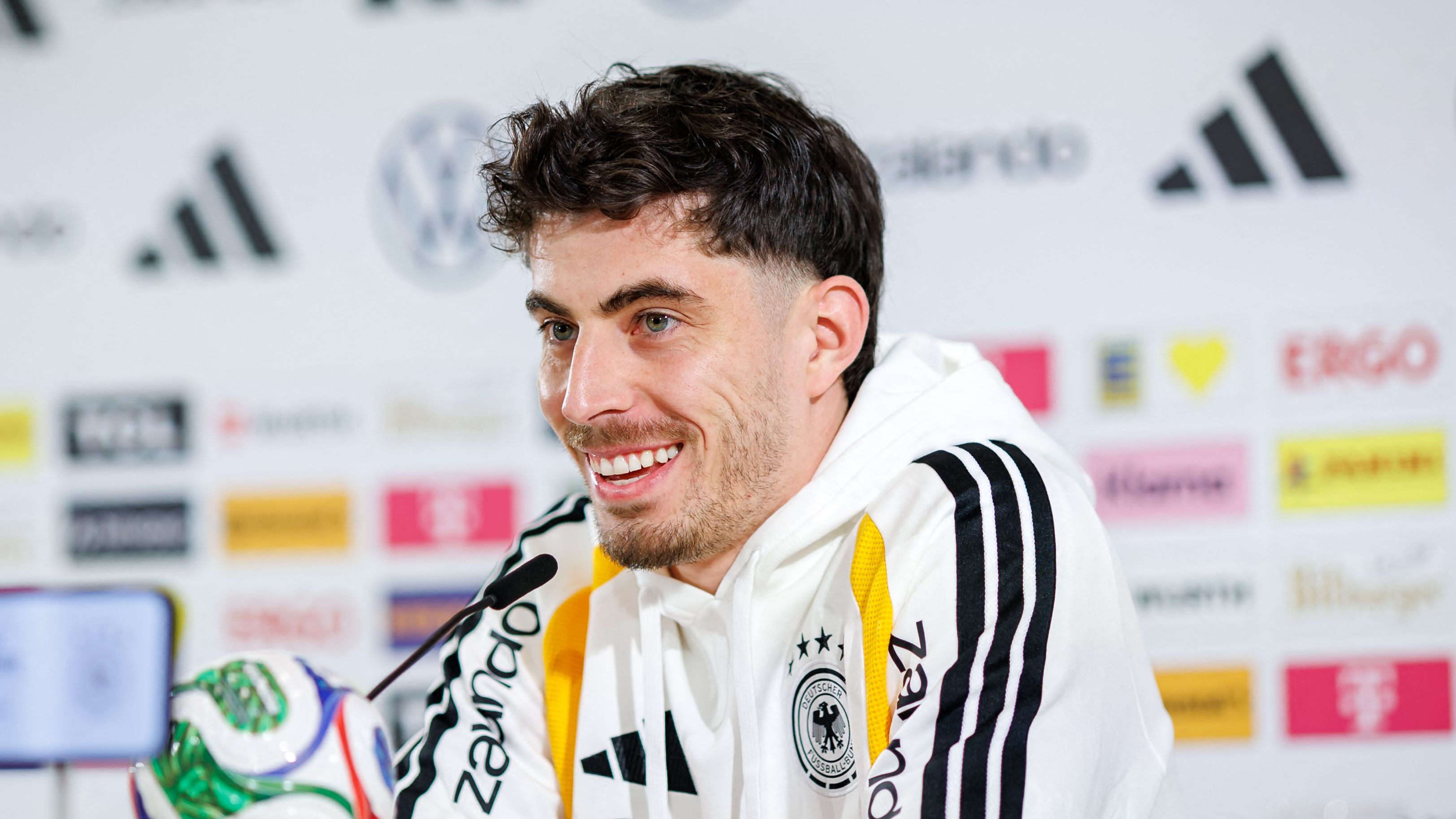 FBL-FRIENDLY-SUI-GER-PRESSER
