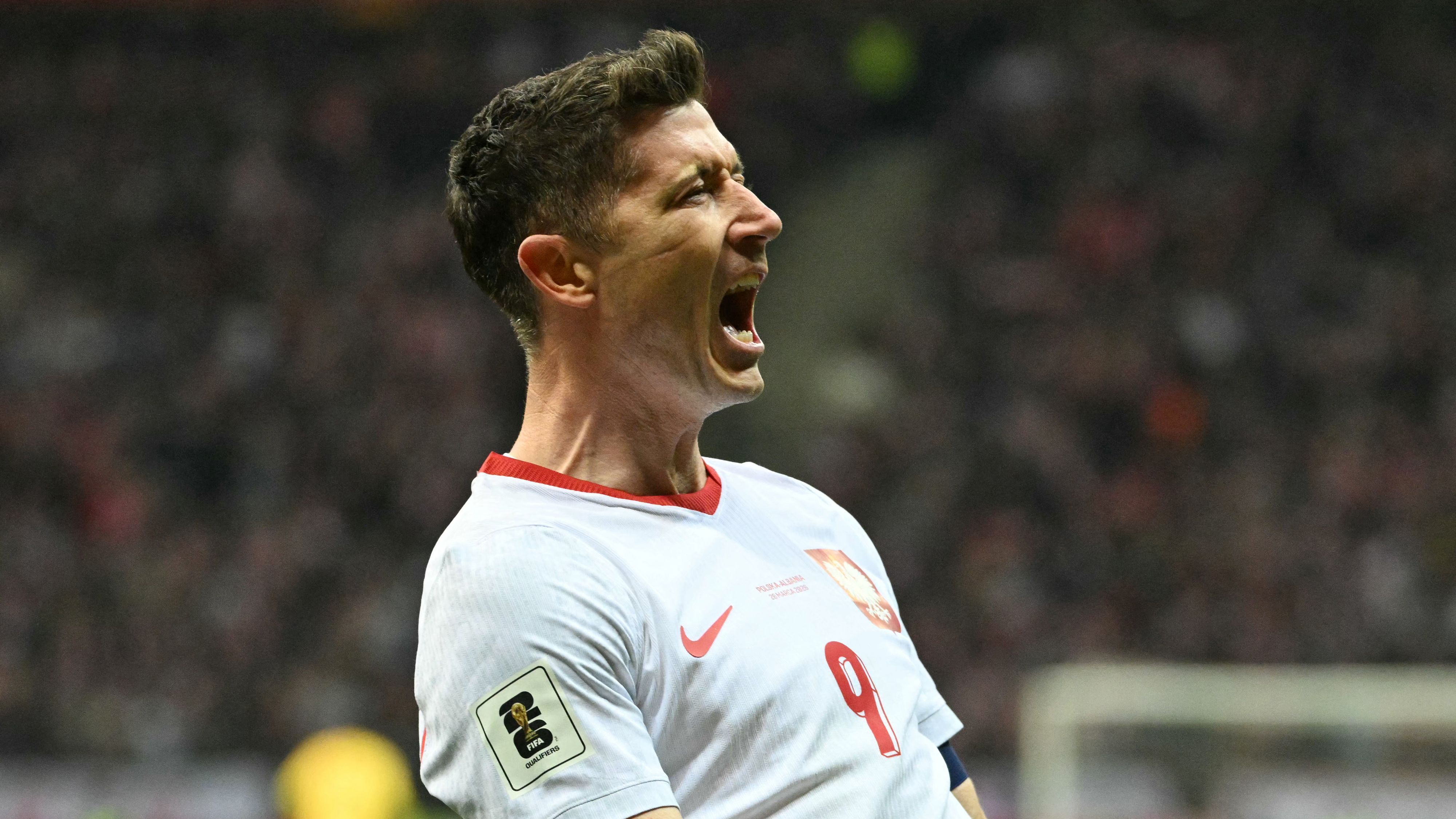 TOPSHOT-FBL-WC-2026-UEFA-POL-ALB-QUALIFIER