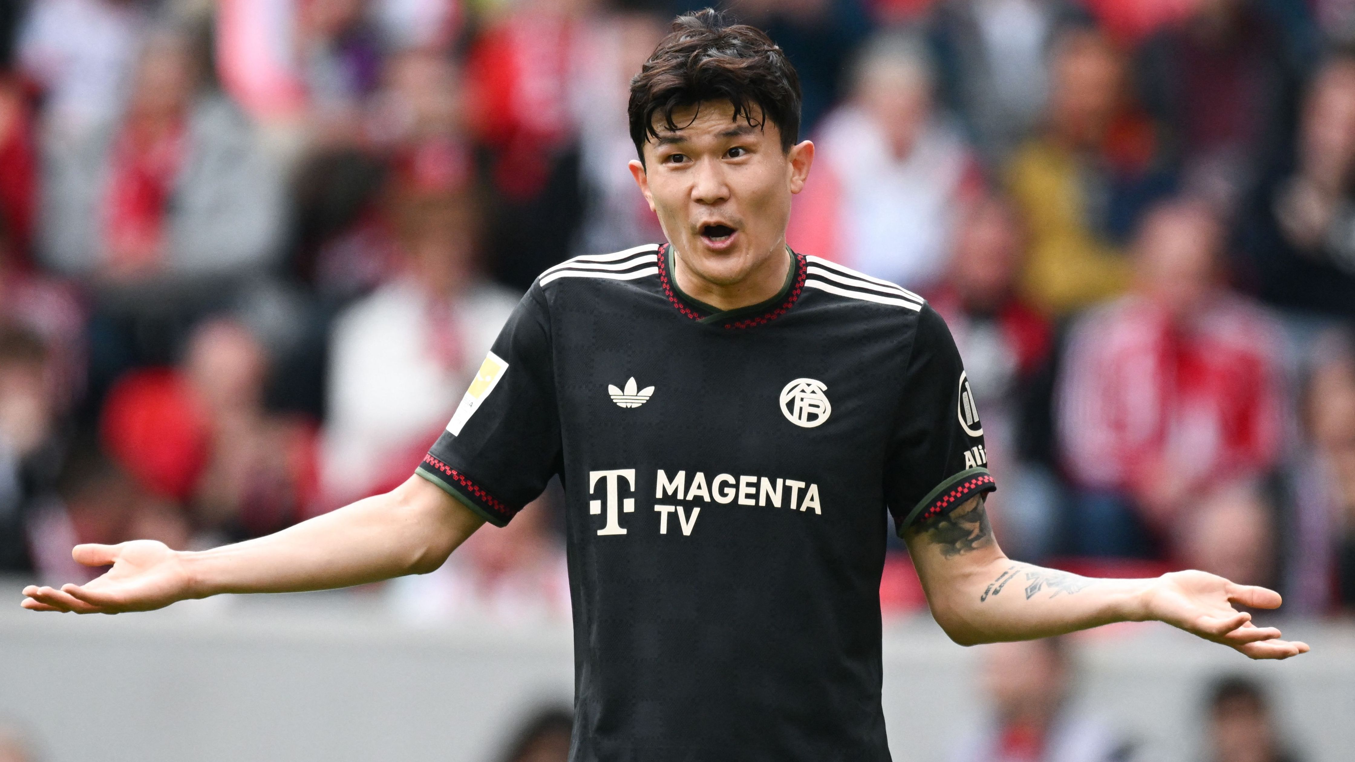 FBL-GER-BUNDESLIGA-FREIBURG-BAYERN MUNICH