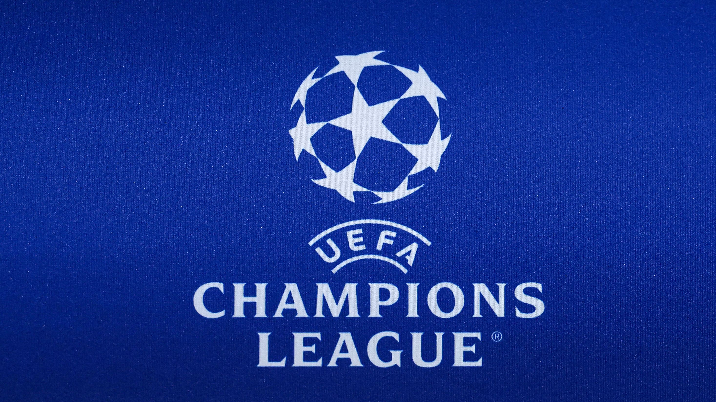 FBL-EUR-C1-PSG-PRESSER