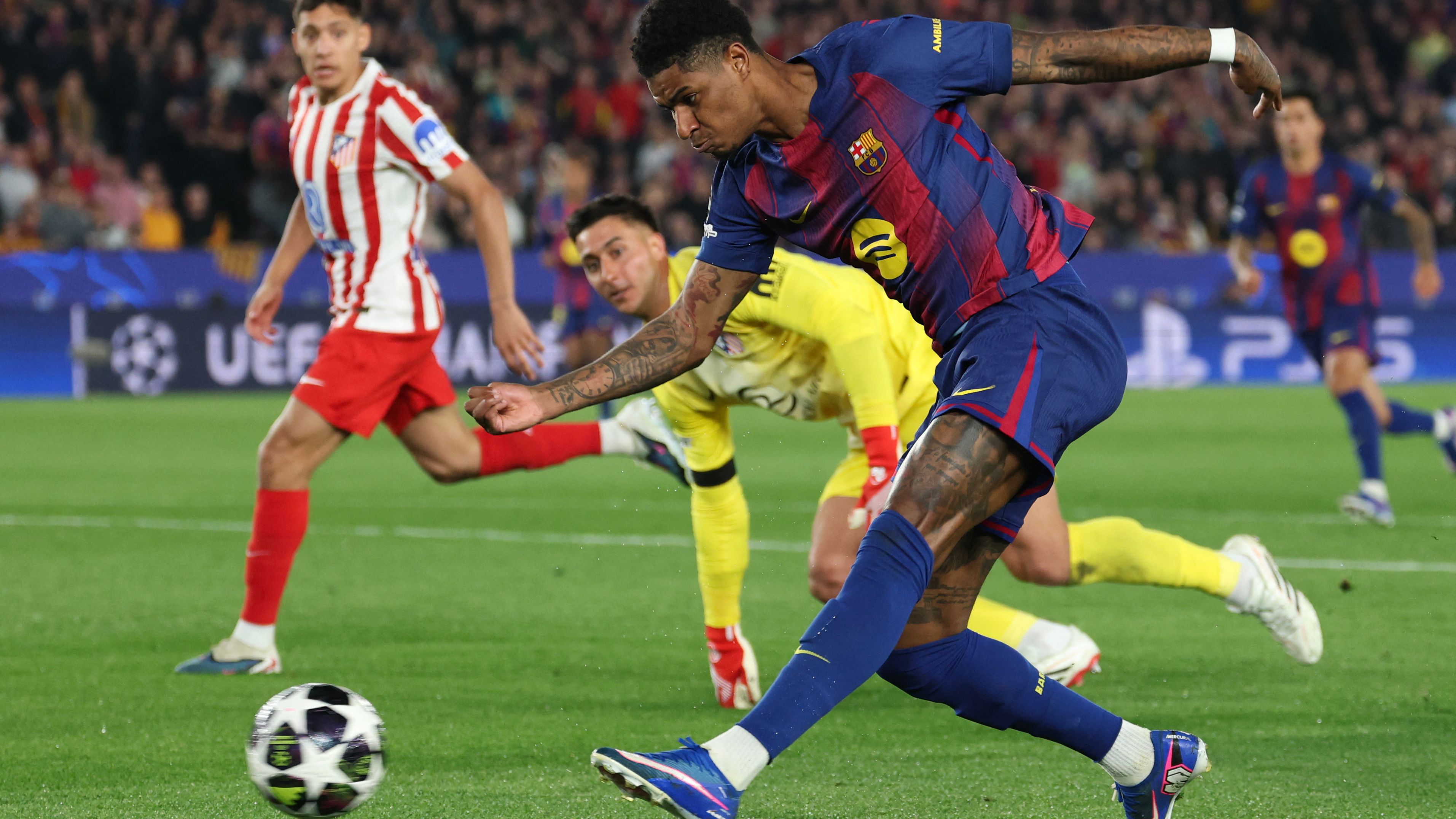 TOPSHOT-FBL-EUR-C1-BARCELONA-ATLETICO MADRID