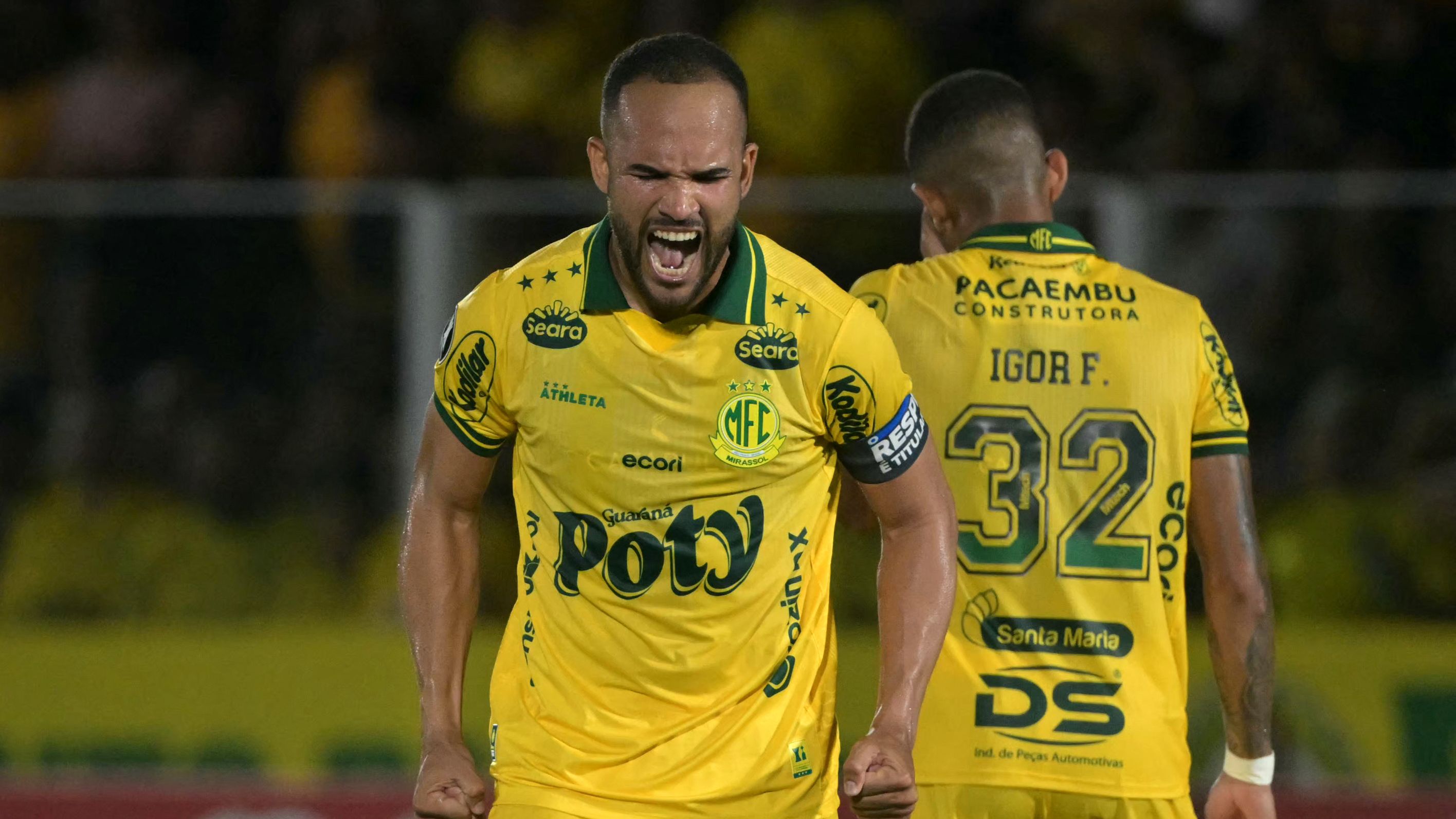 TOPSHOT-FBL-LIBERTADORES-MIRASSOL-LANUS