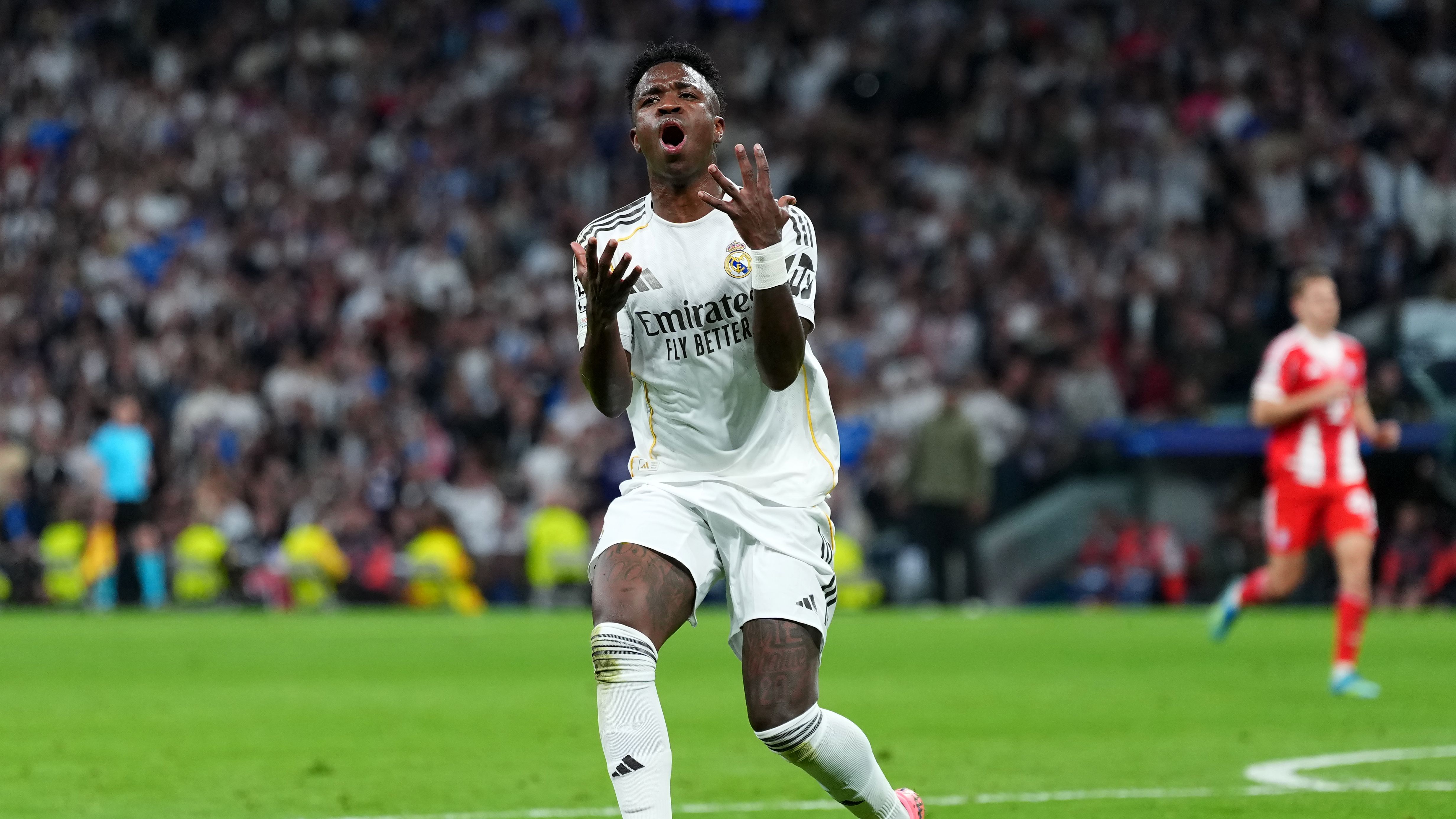 Real Madrid CF v FC Bayern München - UEFA Champions League 2025/26 Quarter-Final First Leg