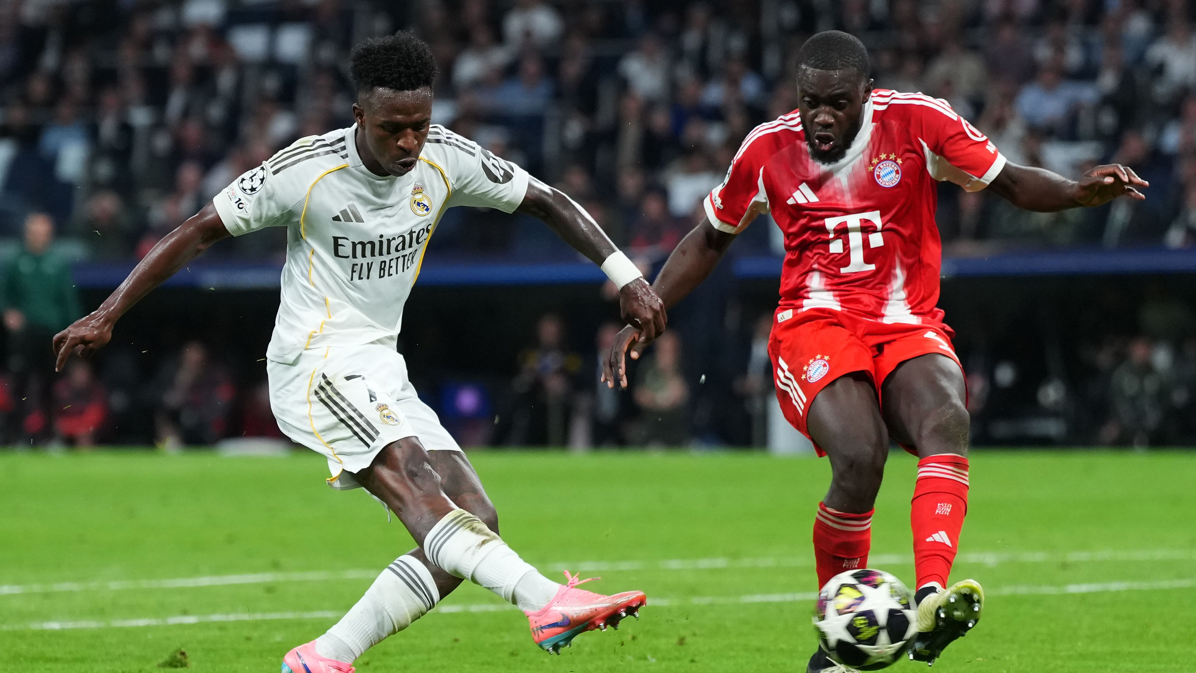 Real Madrid CF v FC Bayern München - UEFA Champions League 2025/26 Quarter-Final First Leg