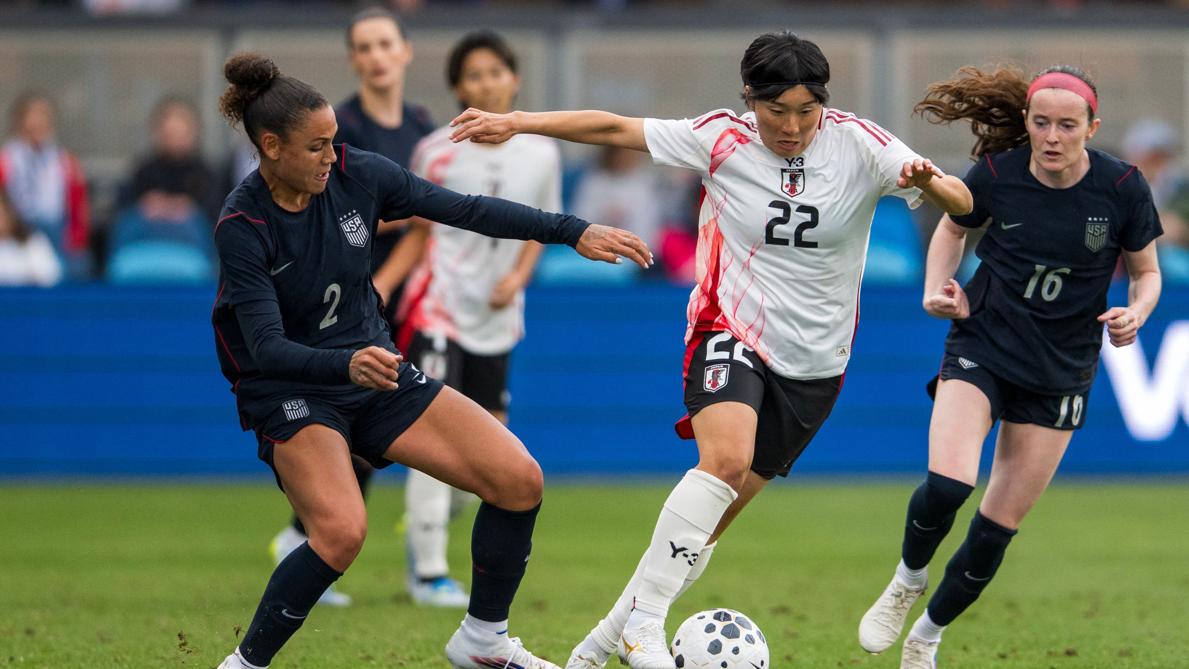FBL-FRIENDLY-WOMEN-USA-JPN