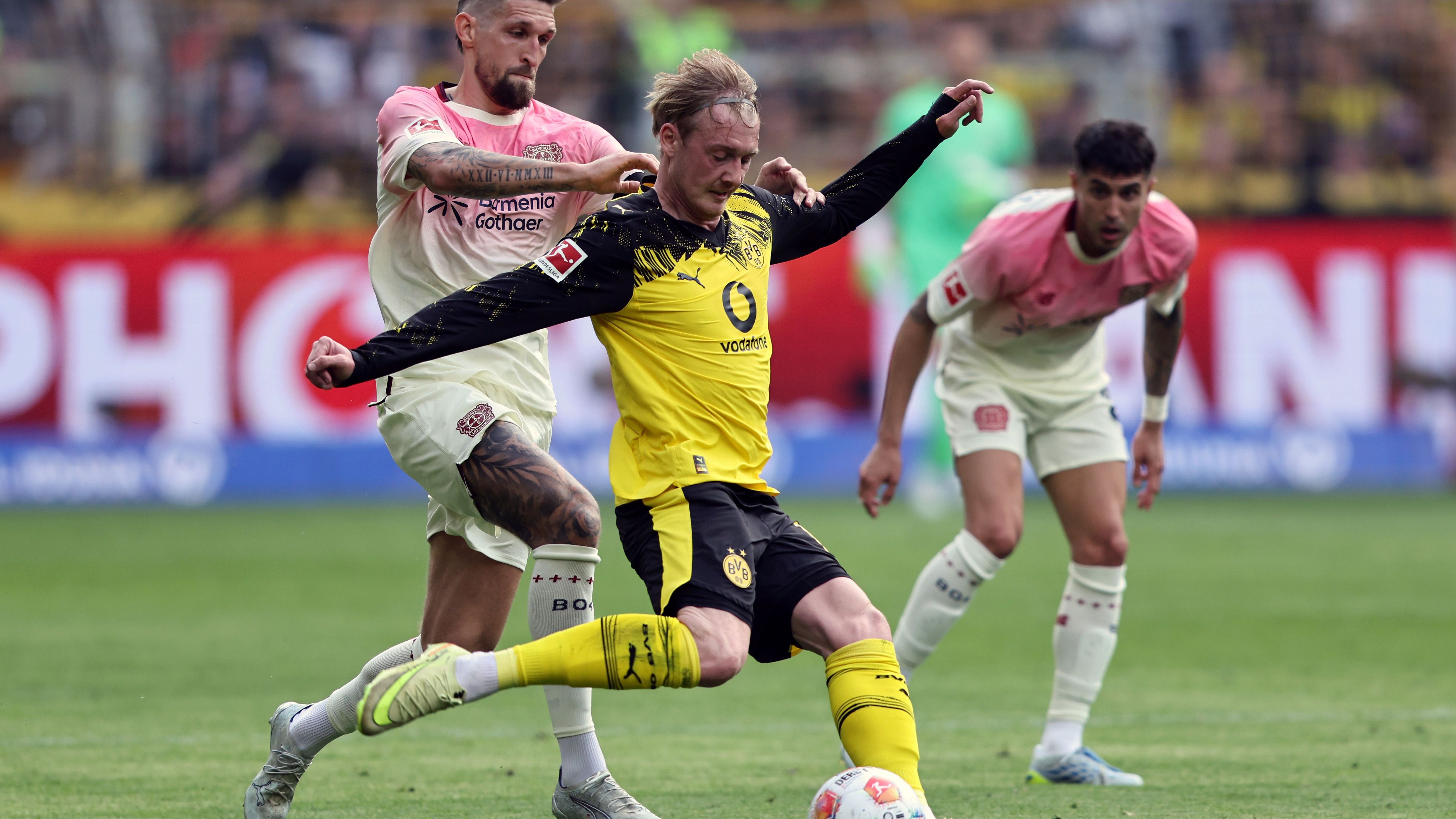 Borussia Dortmund v Bayer 04 Leverkusen - Bundesliga