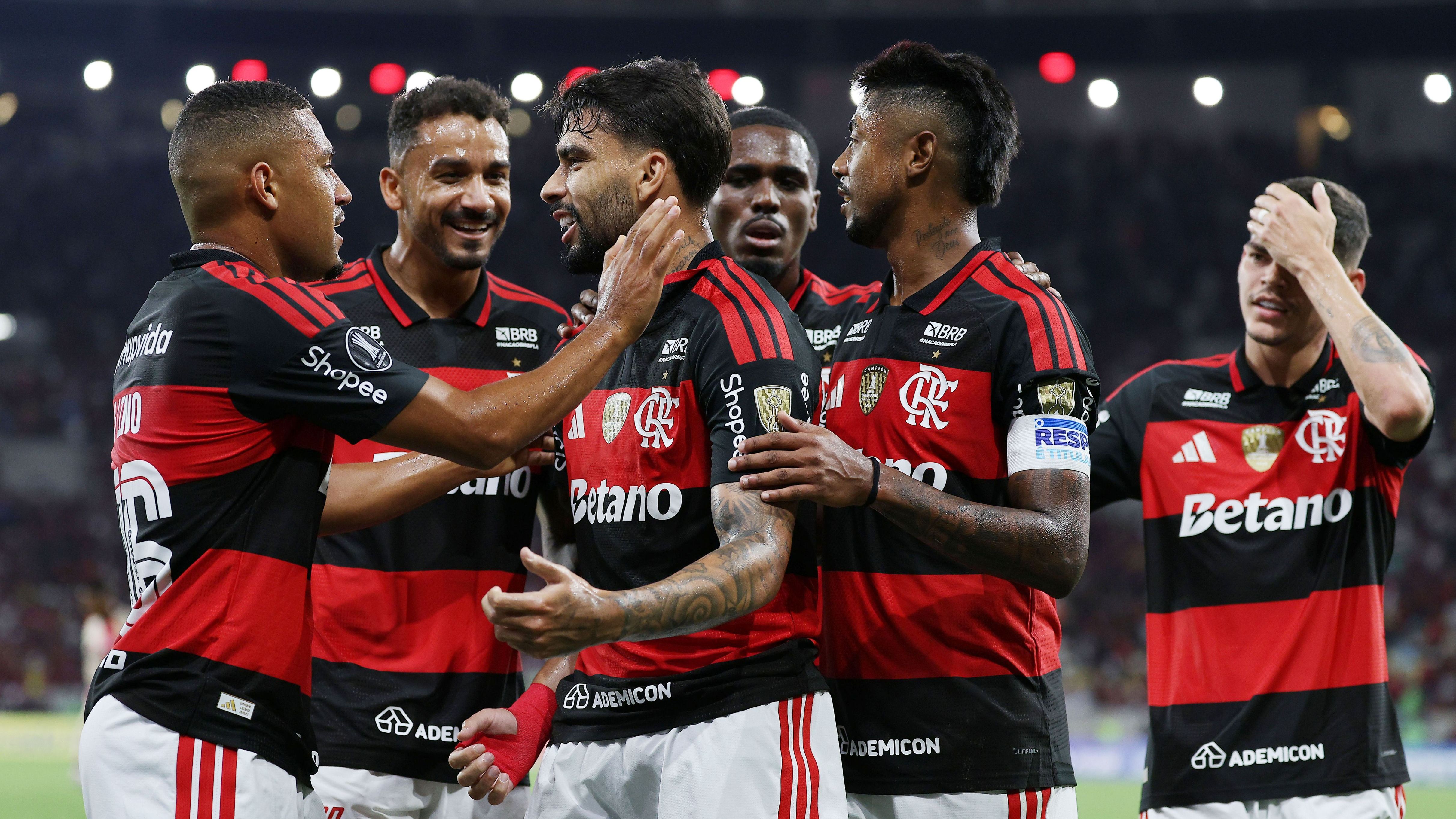 Flamengo v Medellin - Copa CONMEBOL Libertadores
