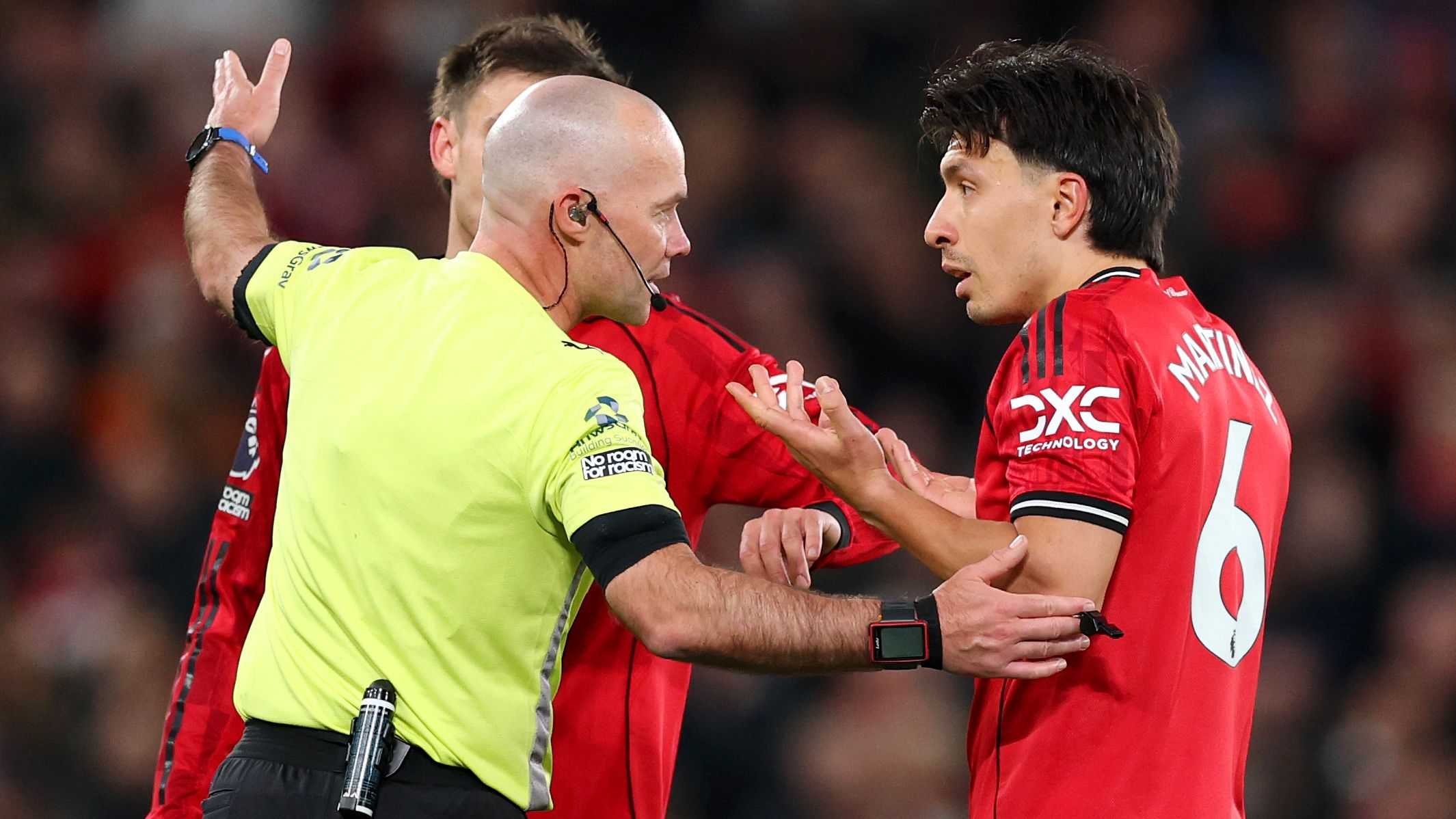 Manchester United v Leeds United - Premier League