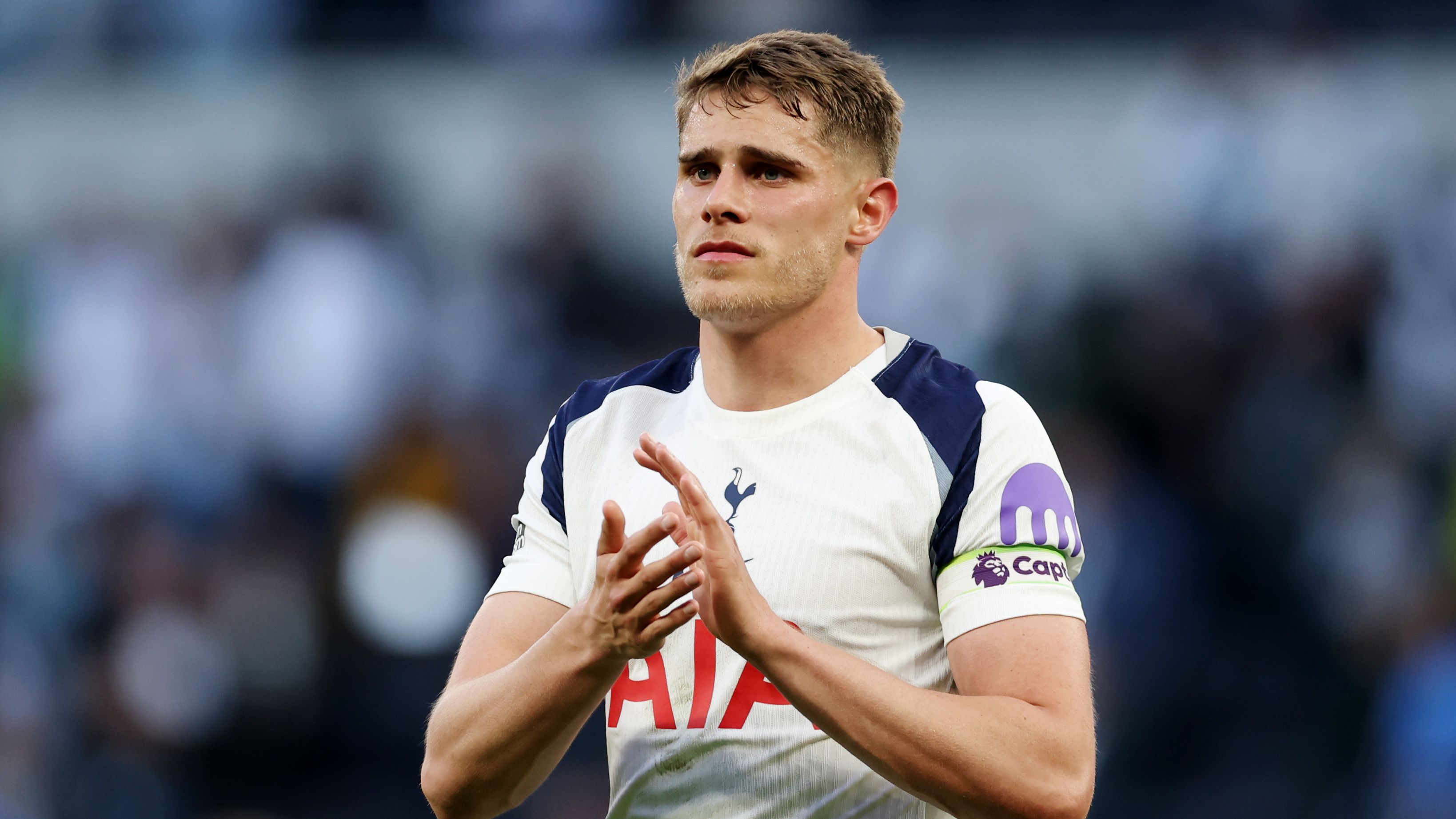 Tottenham Hotspur v Brighton & Hove Albion - Premier League