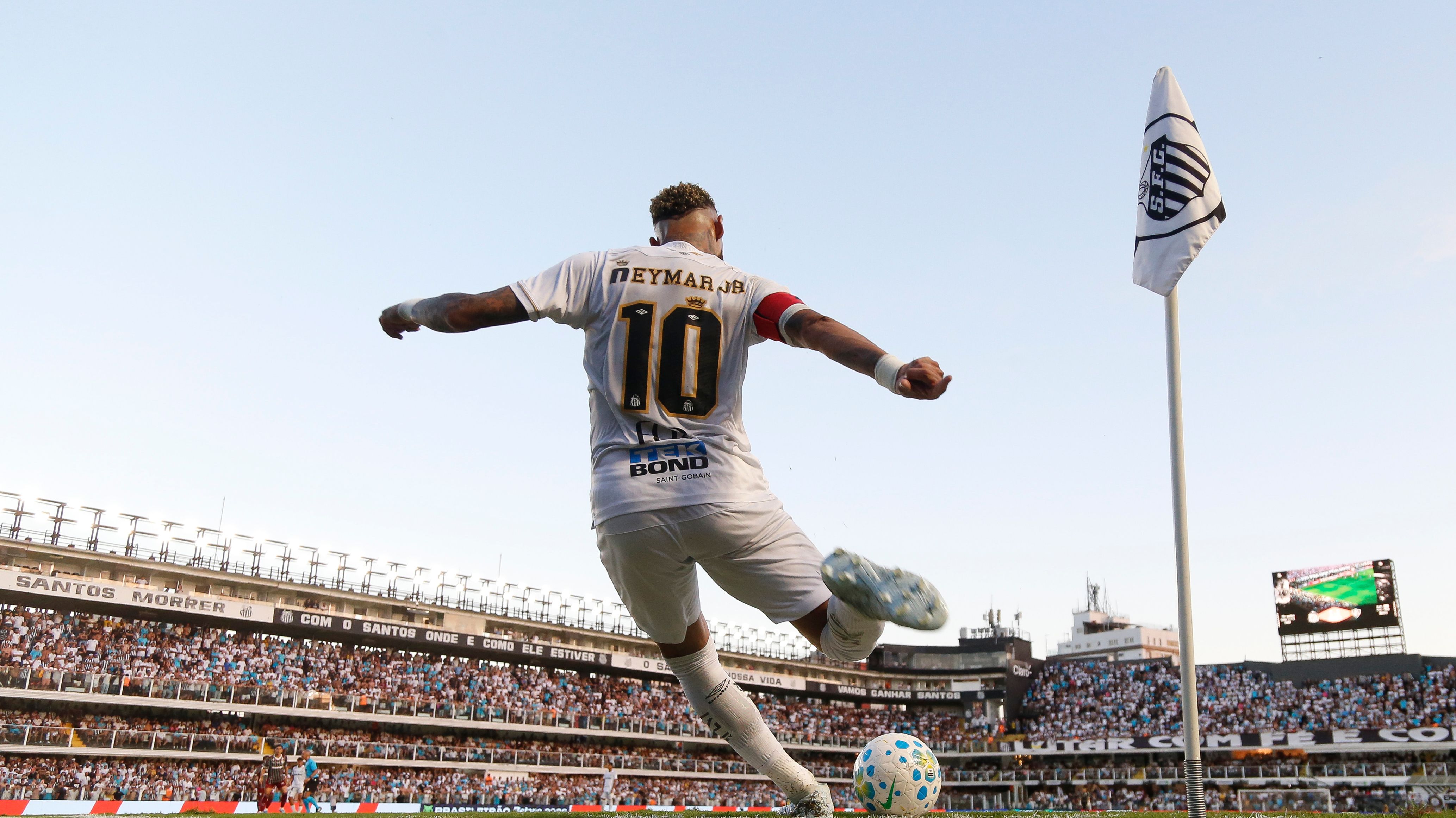 Santos v Fluminense - Brasileirao 2026