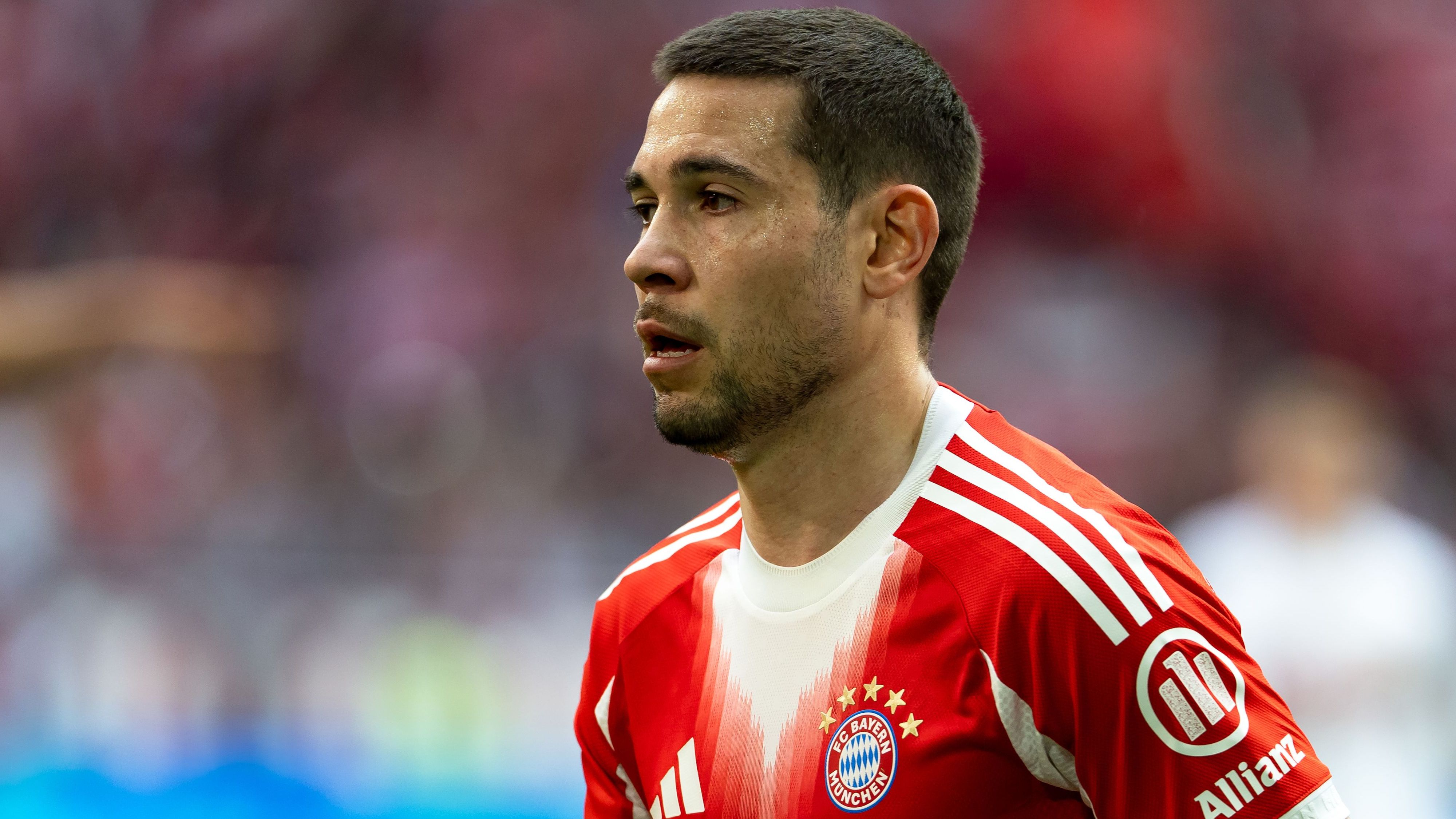 FC Bayern München v VfB Stuttgart - Bundesliga