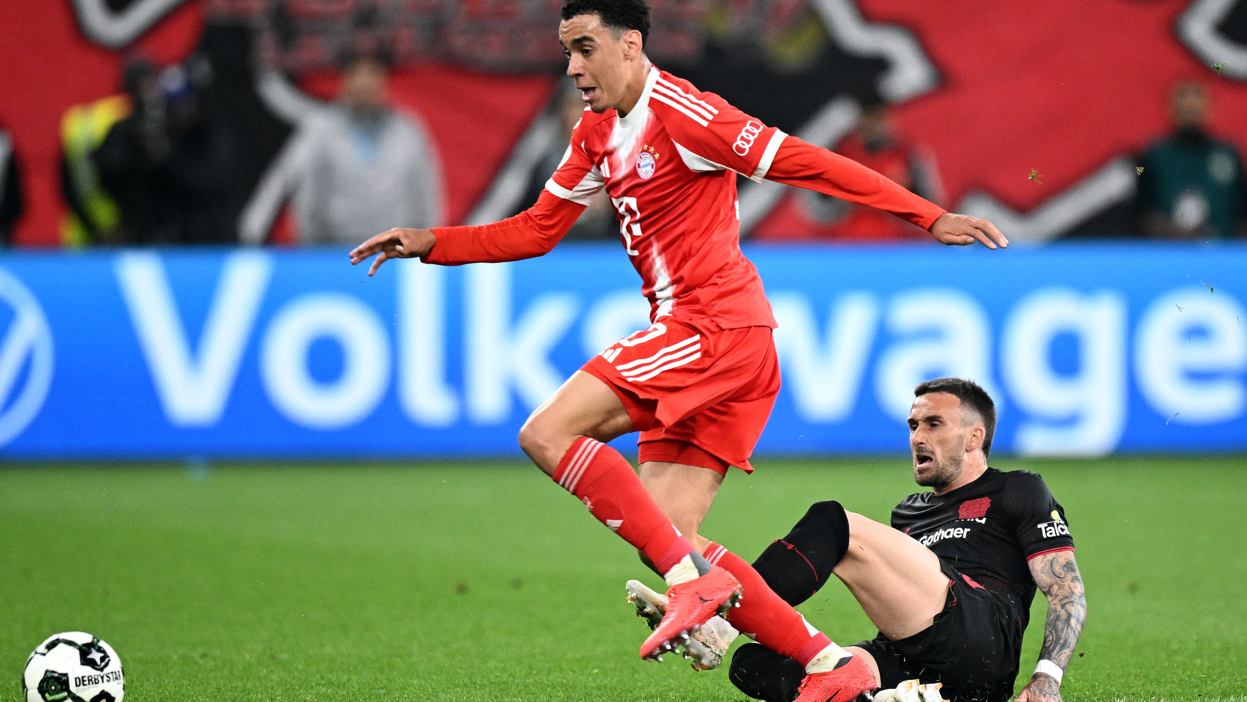 Bayer 04 Leverkusen v FC Bayern München - DFB Cup Semifinal