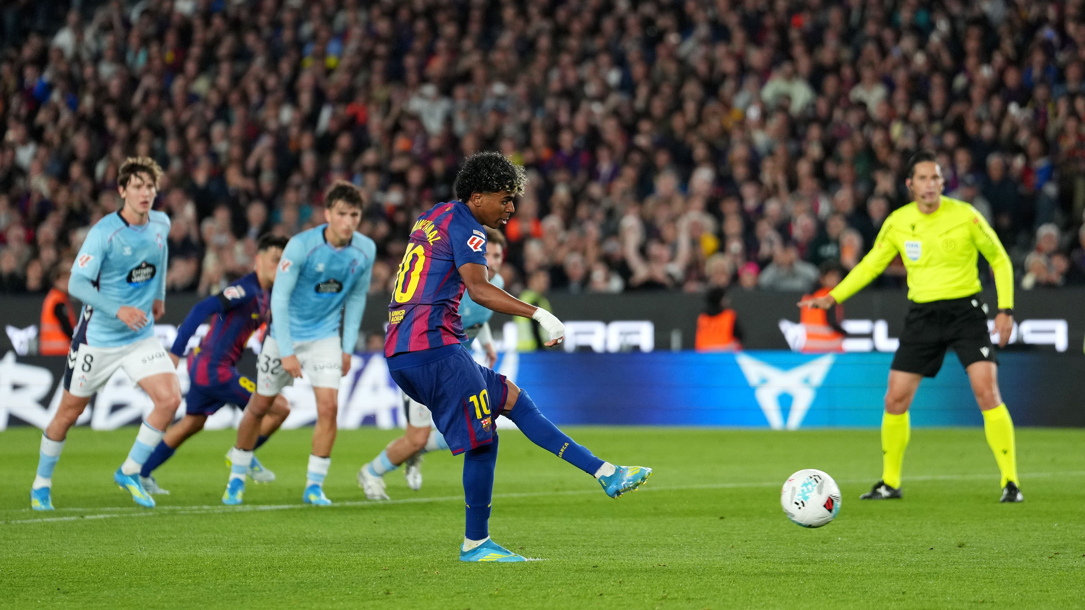 FC Barcelona v RC Celta de Vigo - LaLiga EA Sports