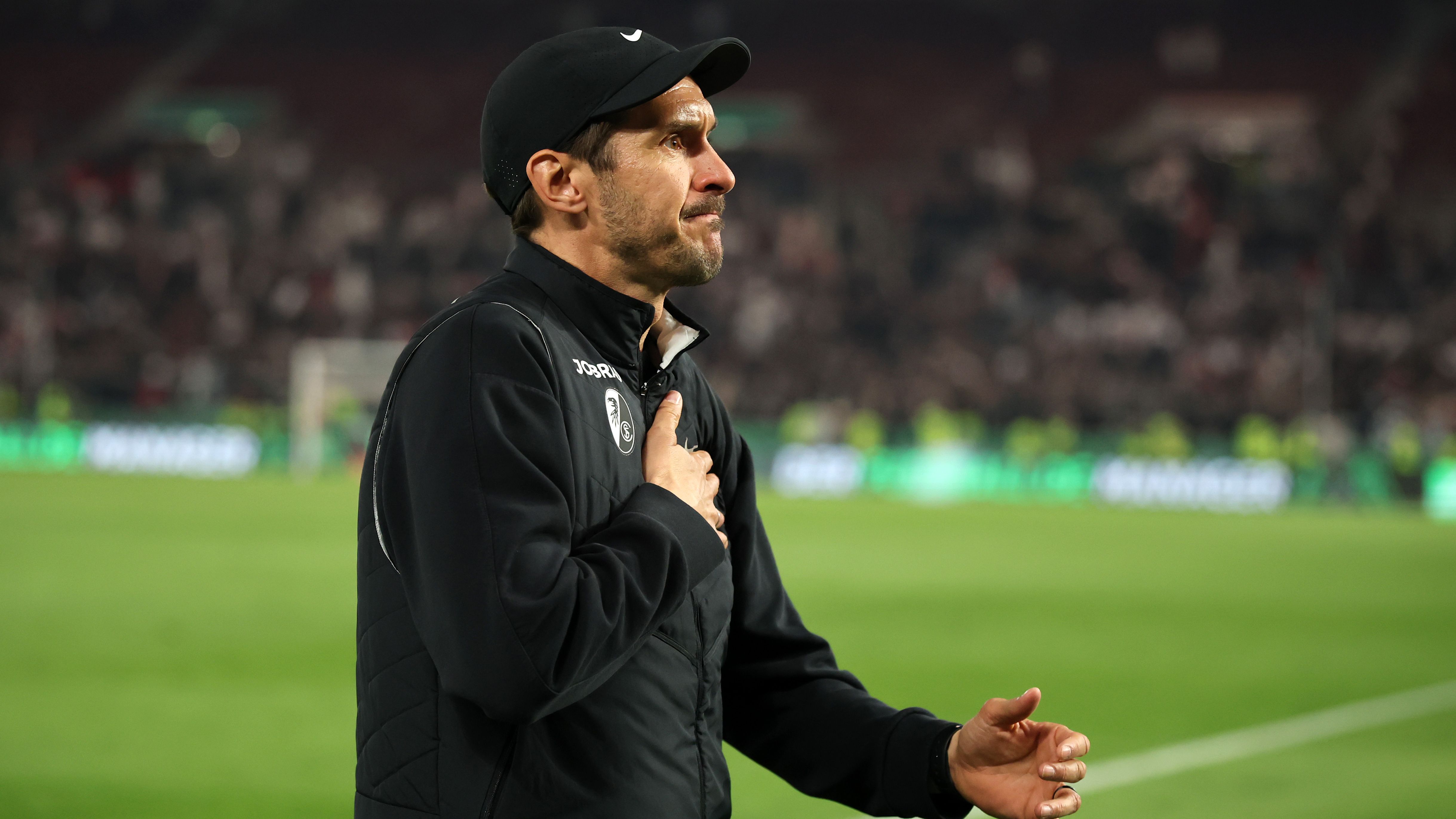 VfB Stuttgart v Sport-Club Freiburg - DFB Cup Semifinal