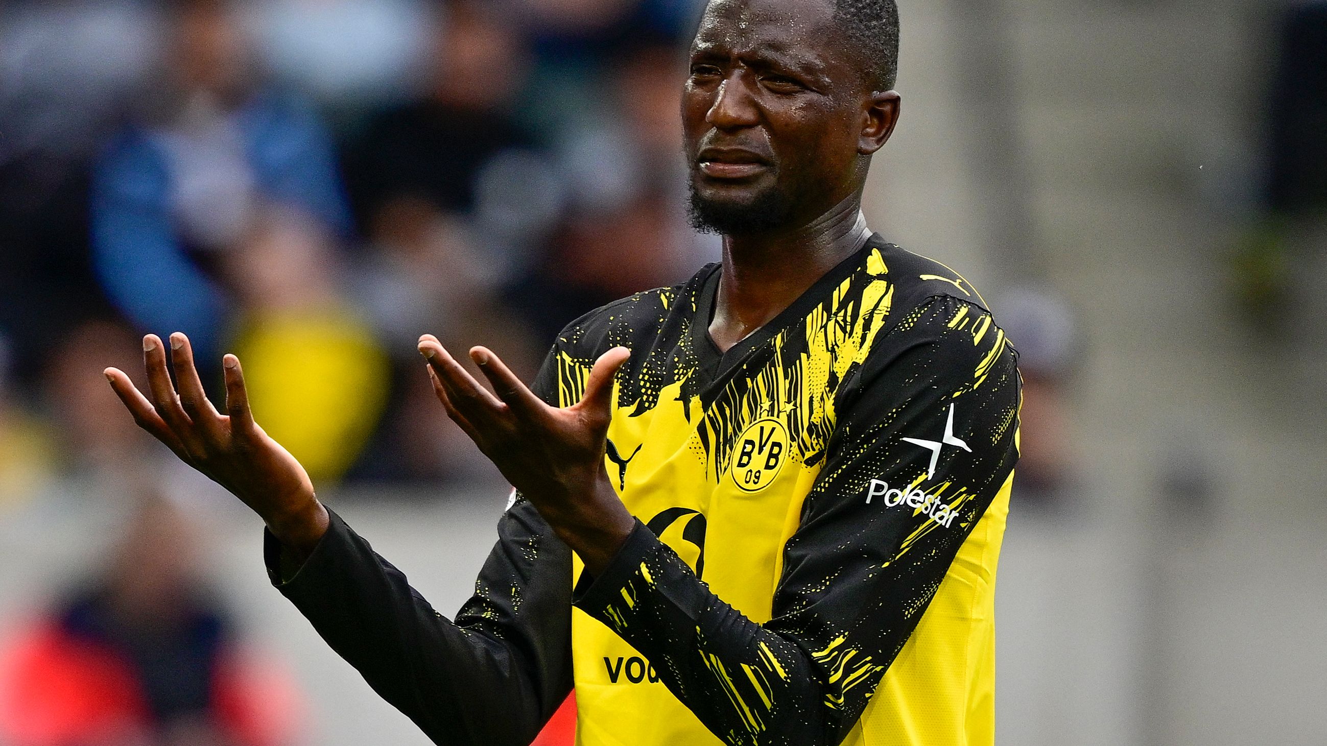 FBL-GER-BUNDESLIGA-MOENCHENGLADBACH-DORTMUND