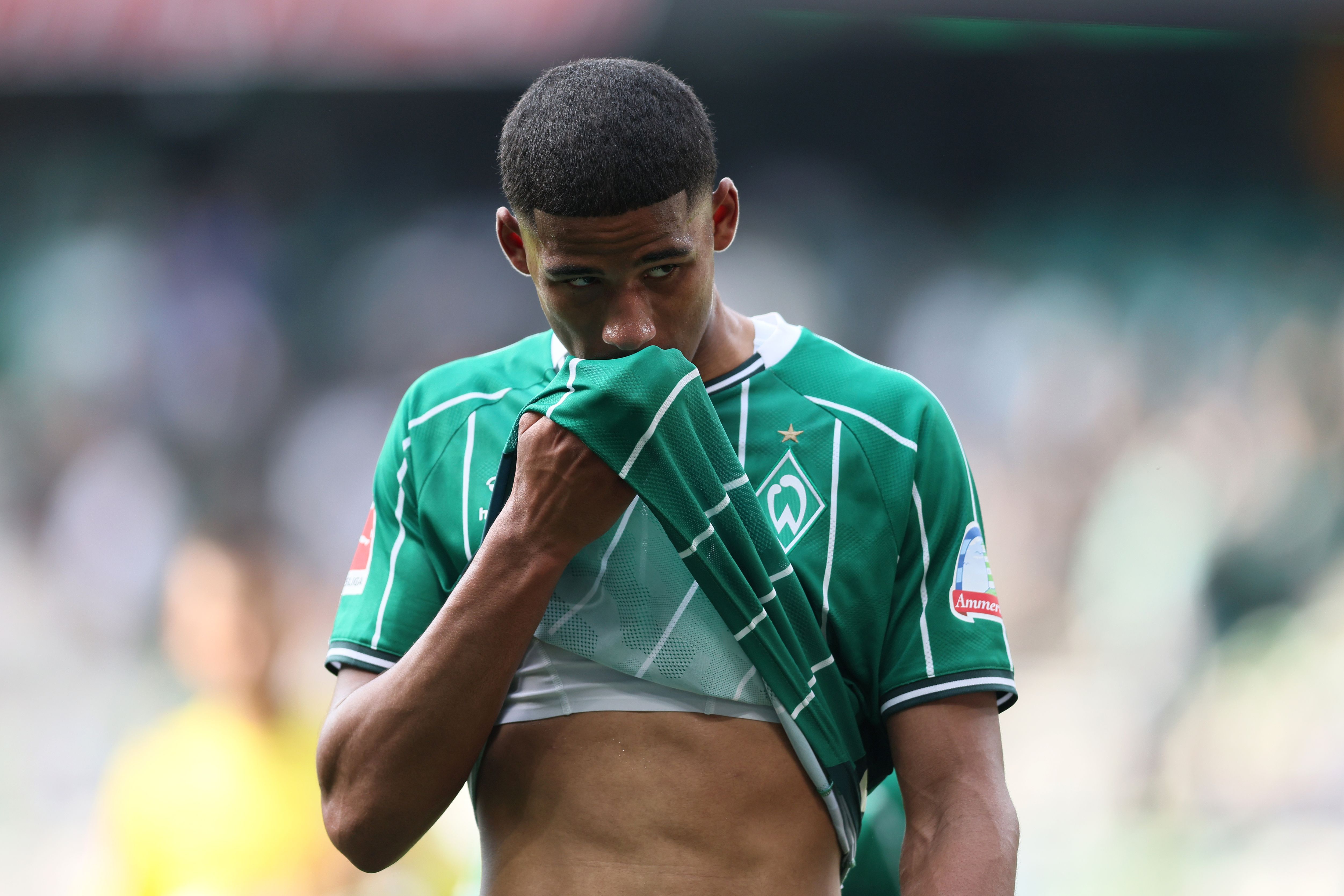 SV Werder Bremen v FC Augsburg - Bundesliga