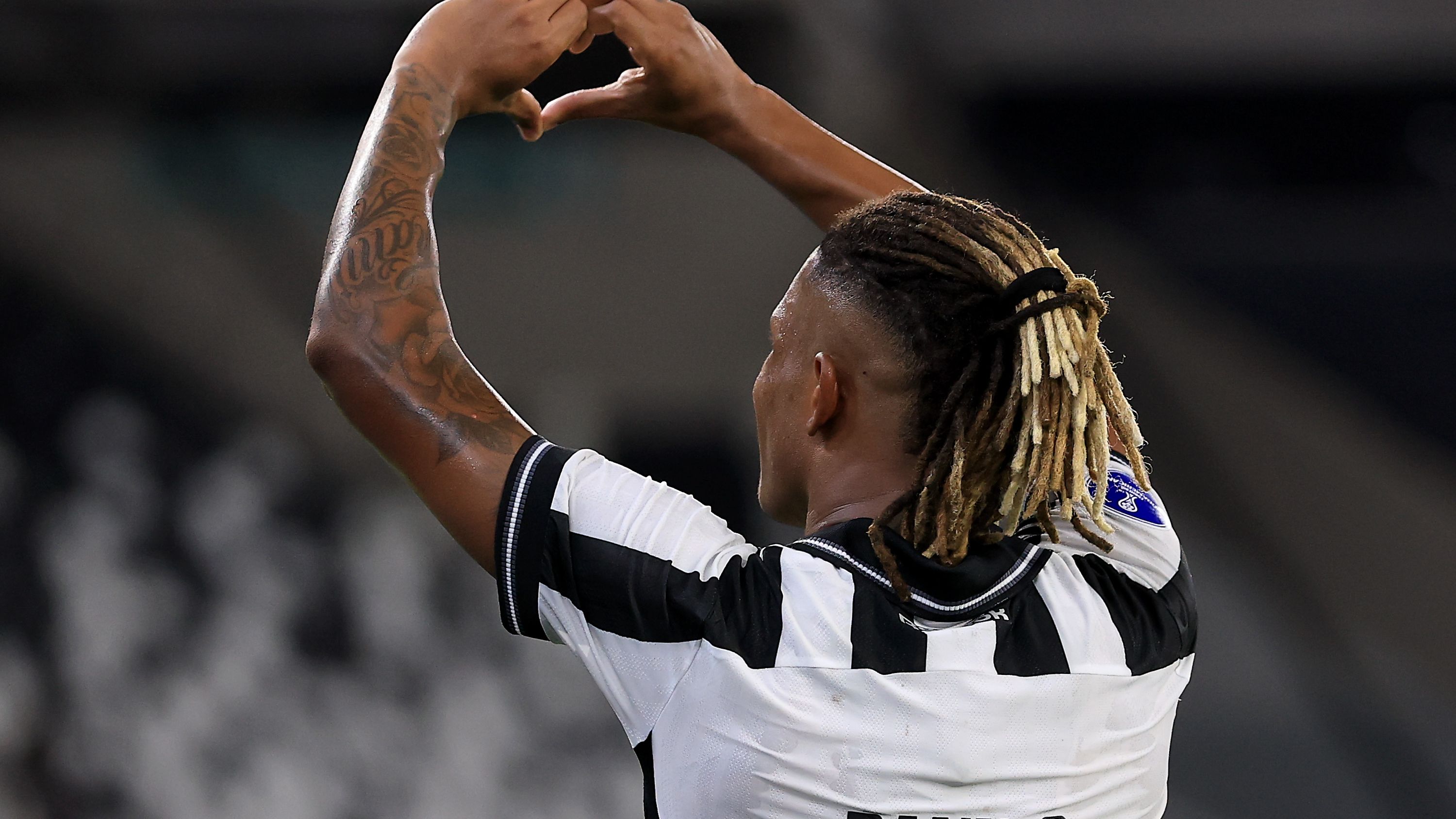 Botafogo v Racing Club - Copa CONMEBOL Sudamericana 2026