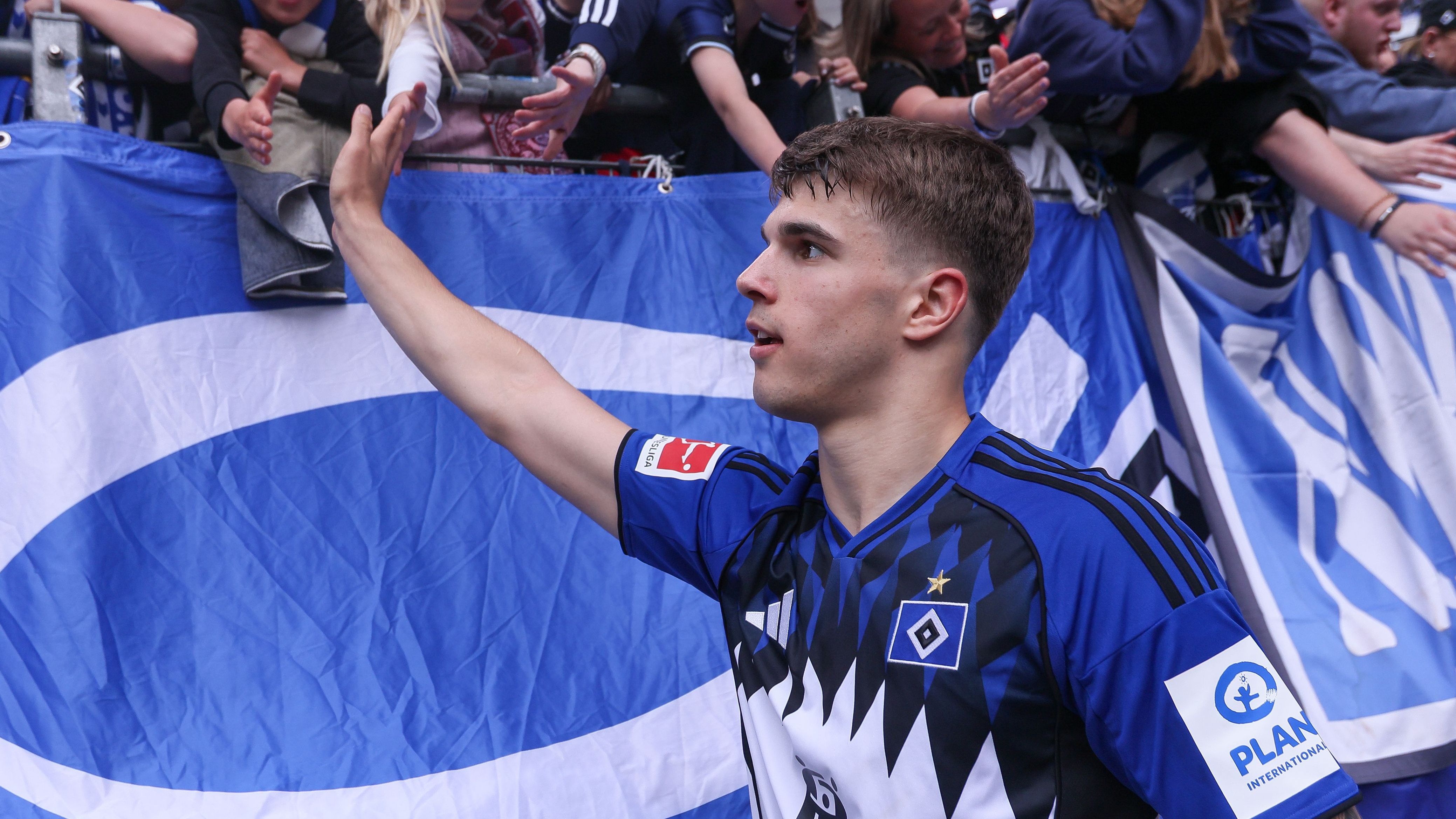 Hamburger SV v Sport-Club Freiburg - Bundesliga