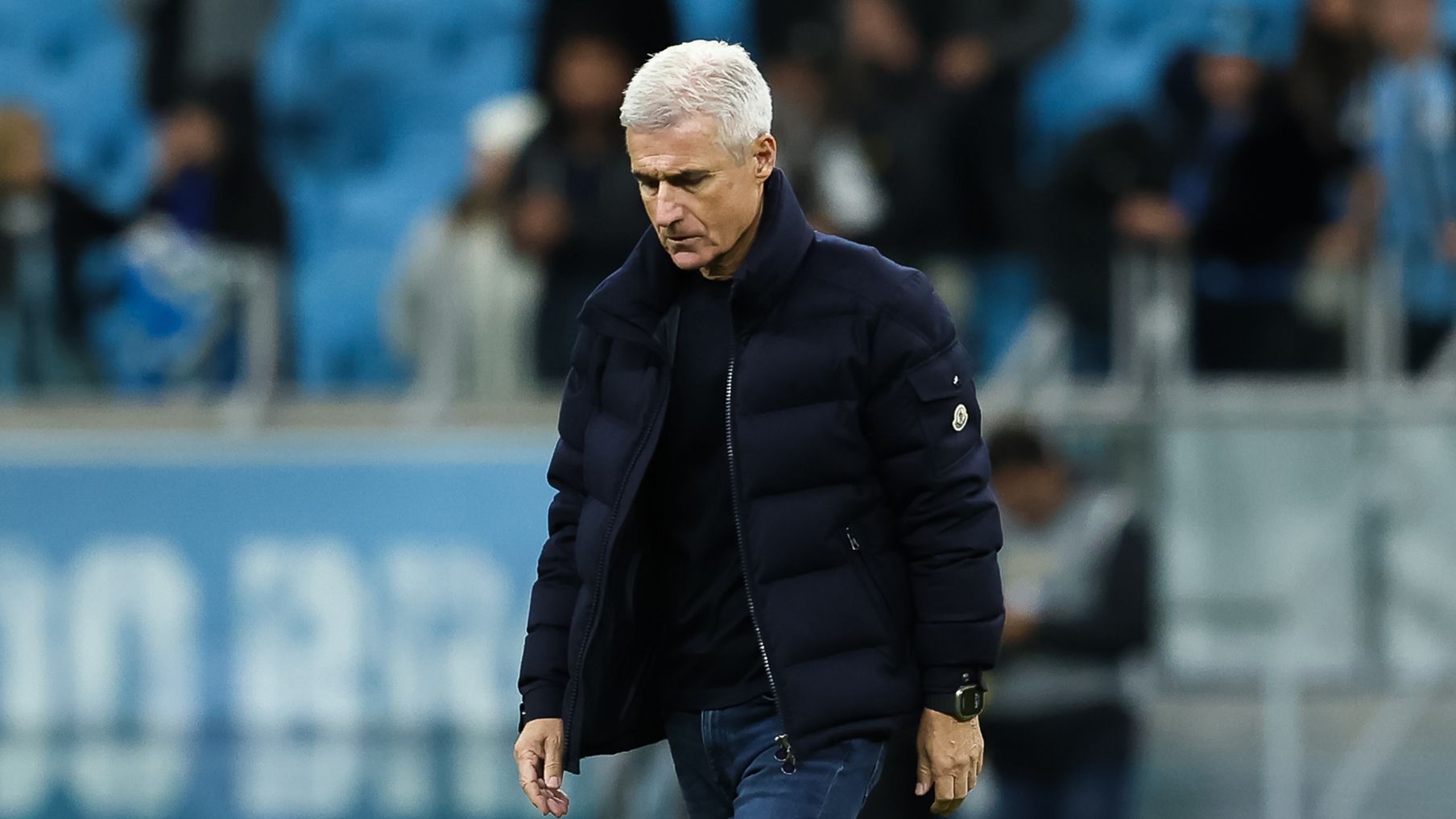 Luis Castro desabafa sobre má fase no Grêmio: "Tem limite"