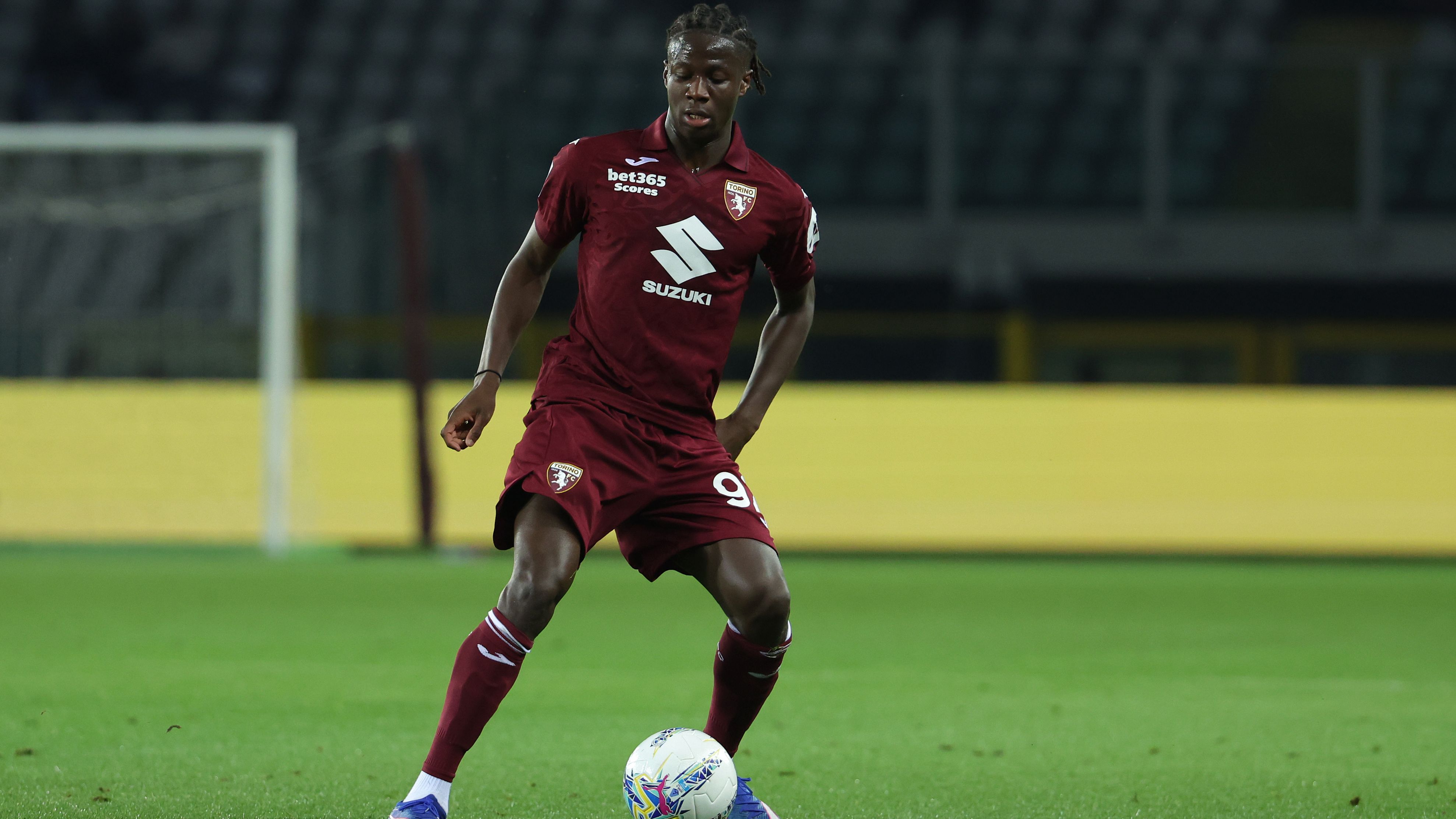 Njie a caminho da Fiorentina: hipótese de Mandragora no Torino. O “spoiler” de Amorim