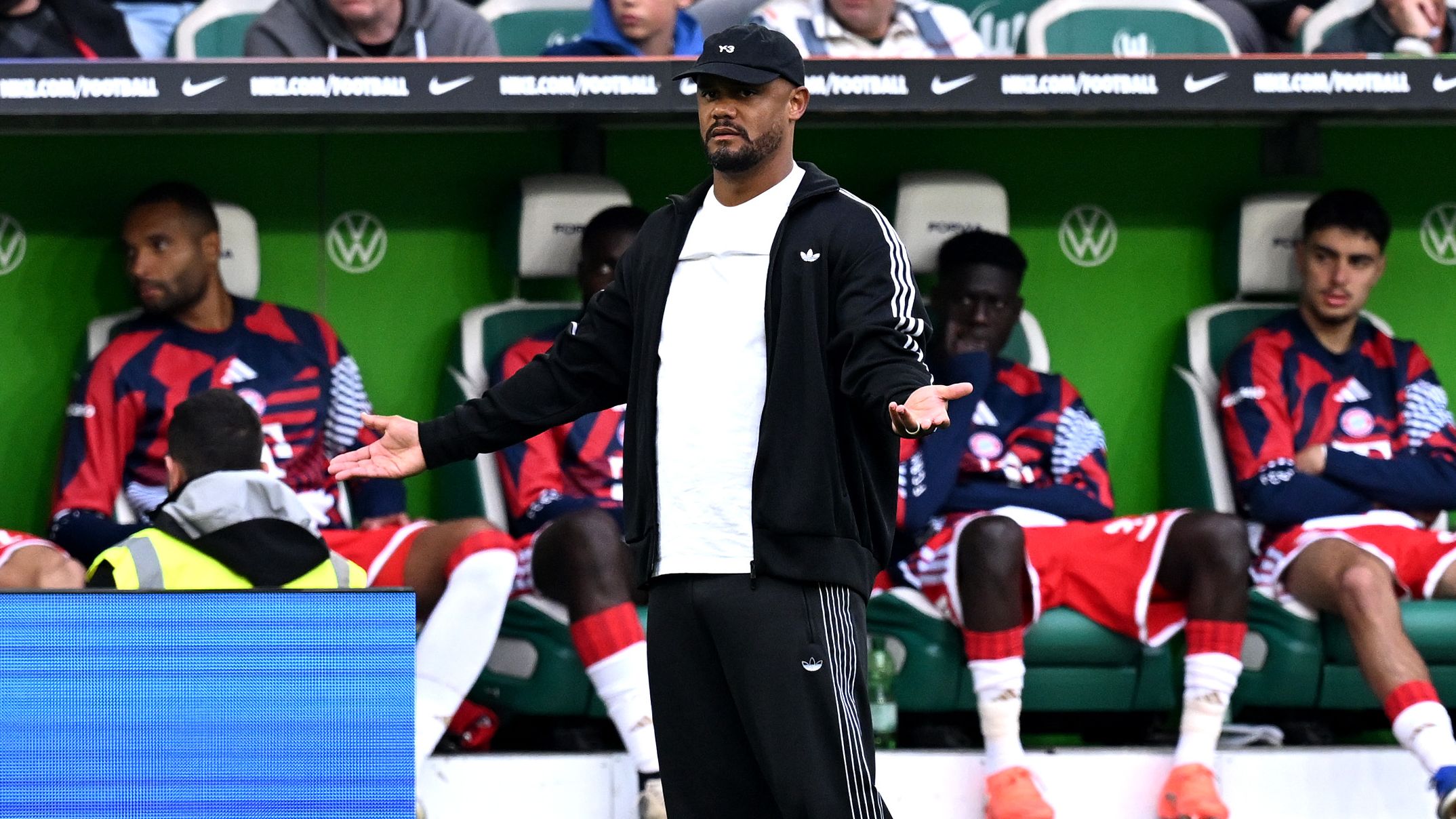 VfL Wolfsburg v FC Bayern München - Bundesliga