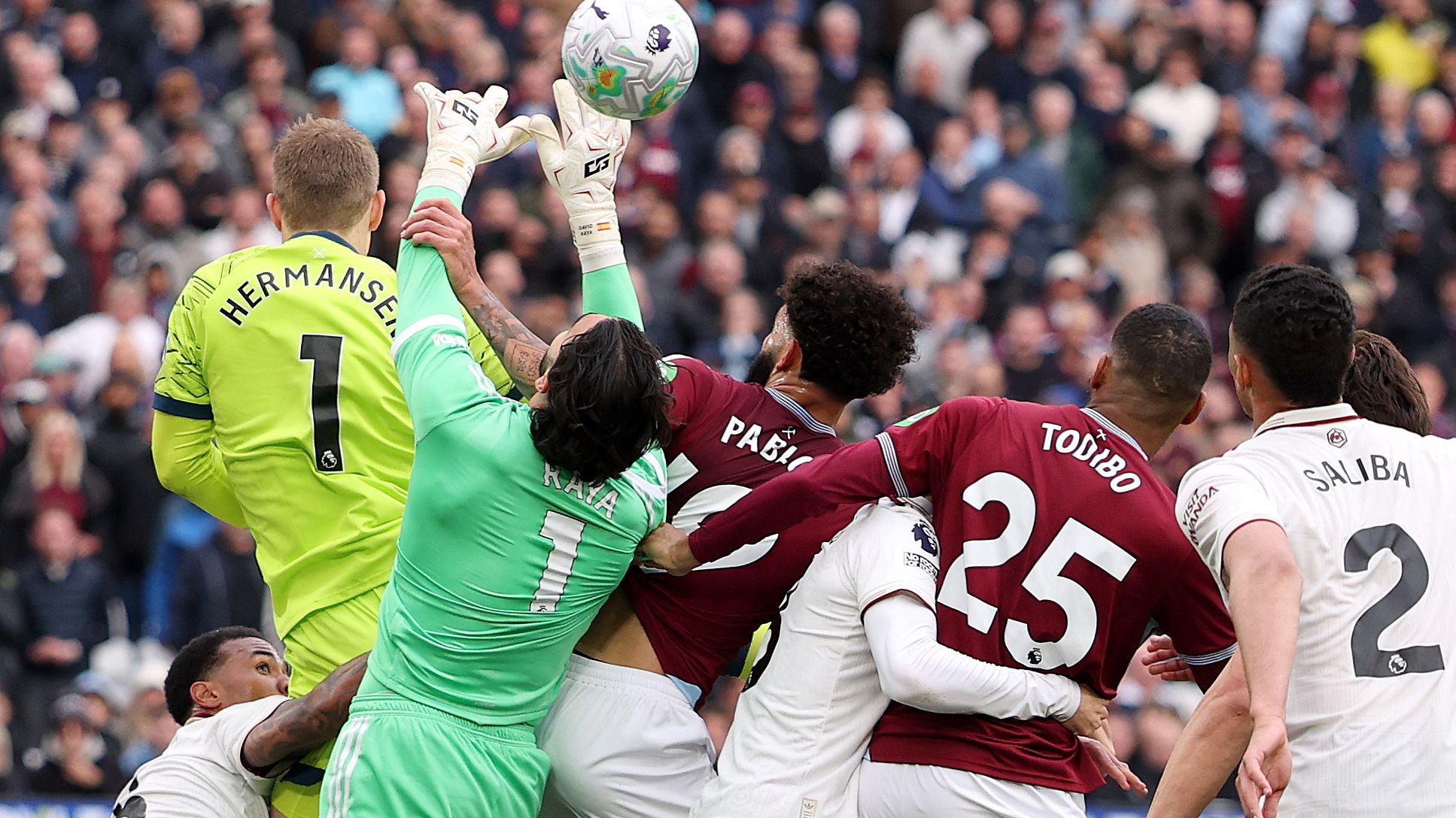 West Ham United v Arsenal - Premier League