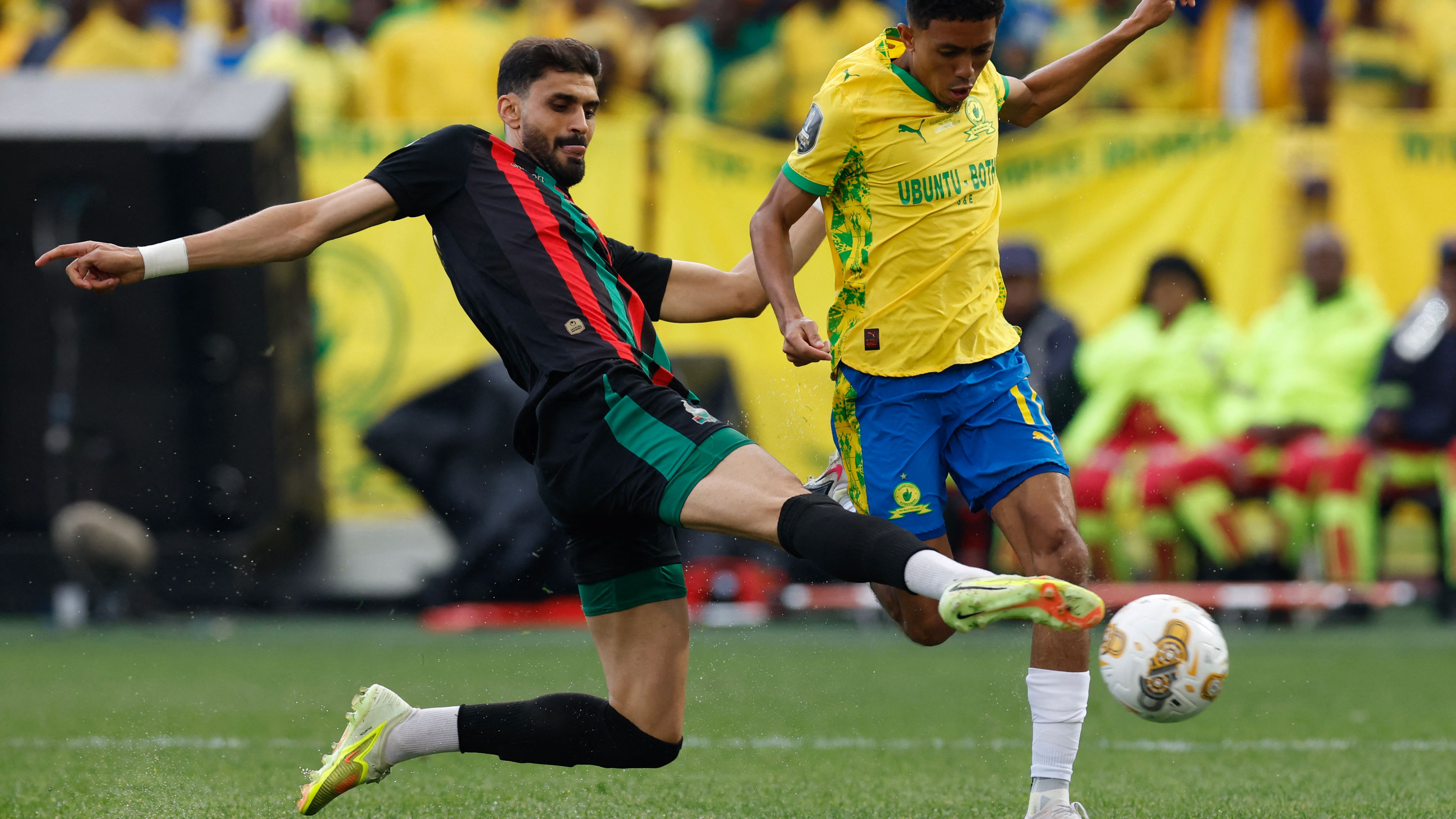TOPSHOT-FBL-CAF-C1-SUNDOWNS-ASFAR