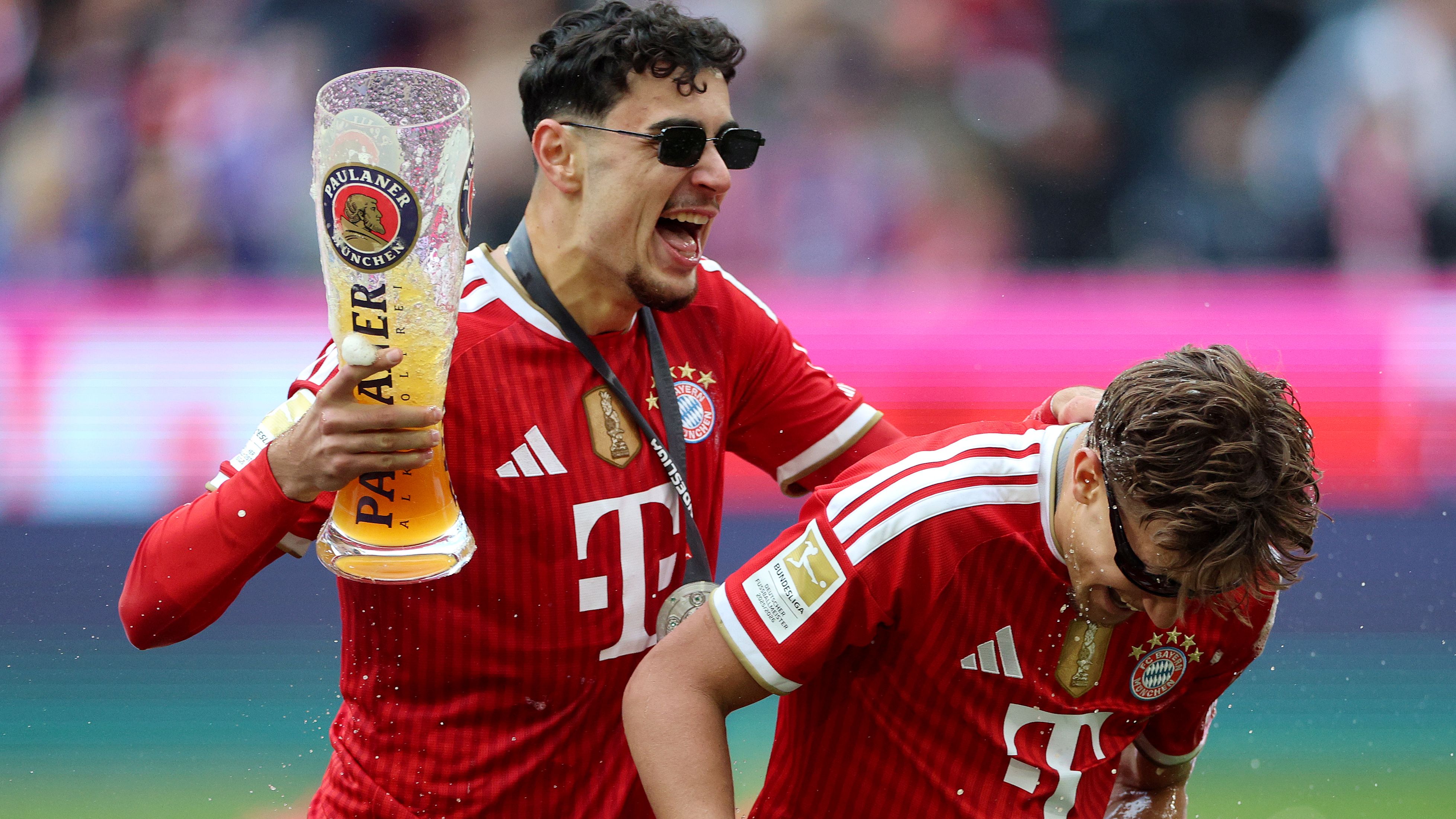 FC Bayern München v 1. FC Köln - Bundesliga