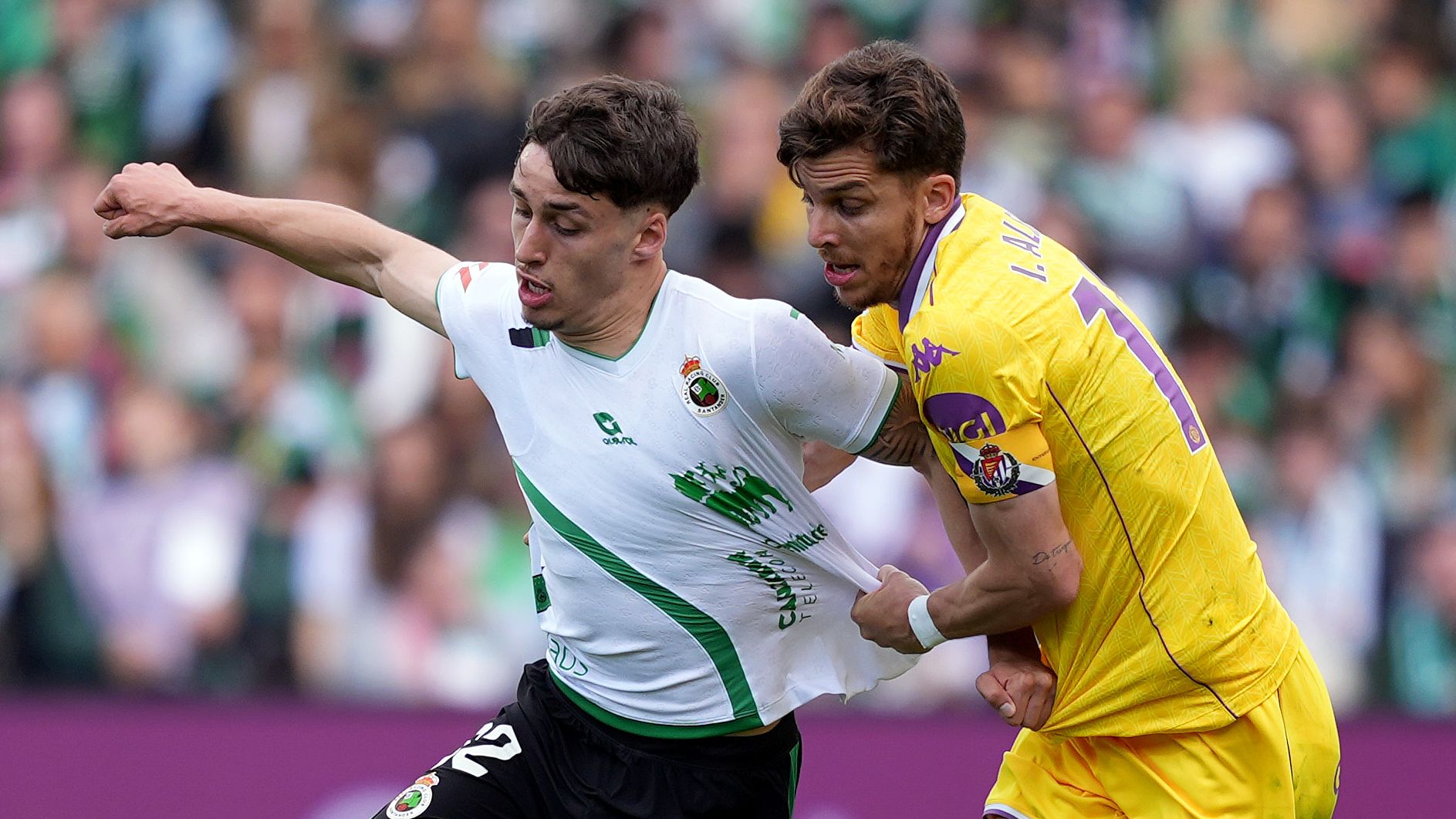 Real Racing Club de Santander v Real Valladolid CF - LaLiga Hypermotion