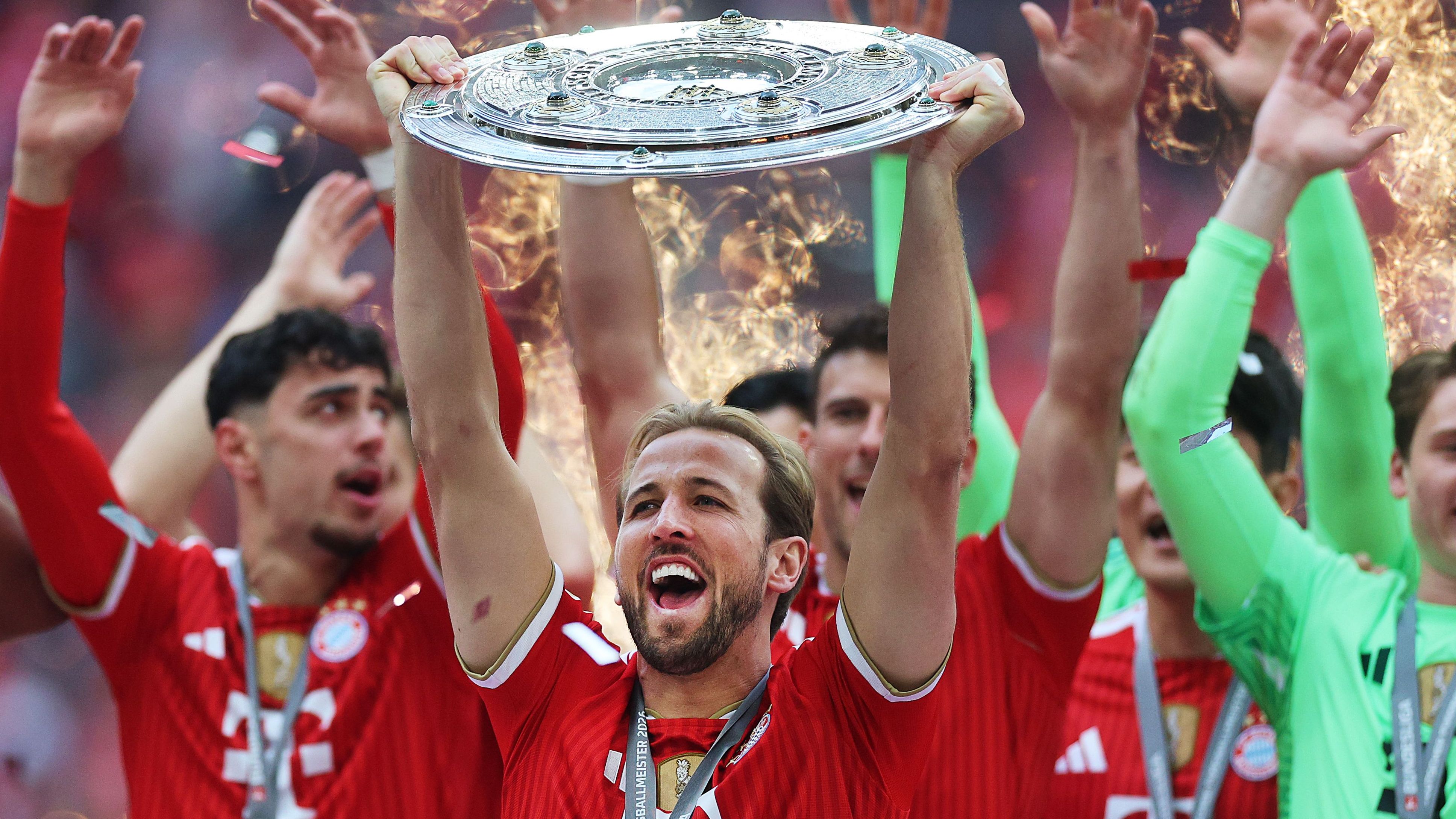 FC Bayern München v 1. FC Köln - Bundesliga
