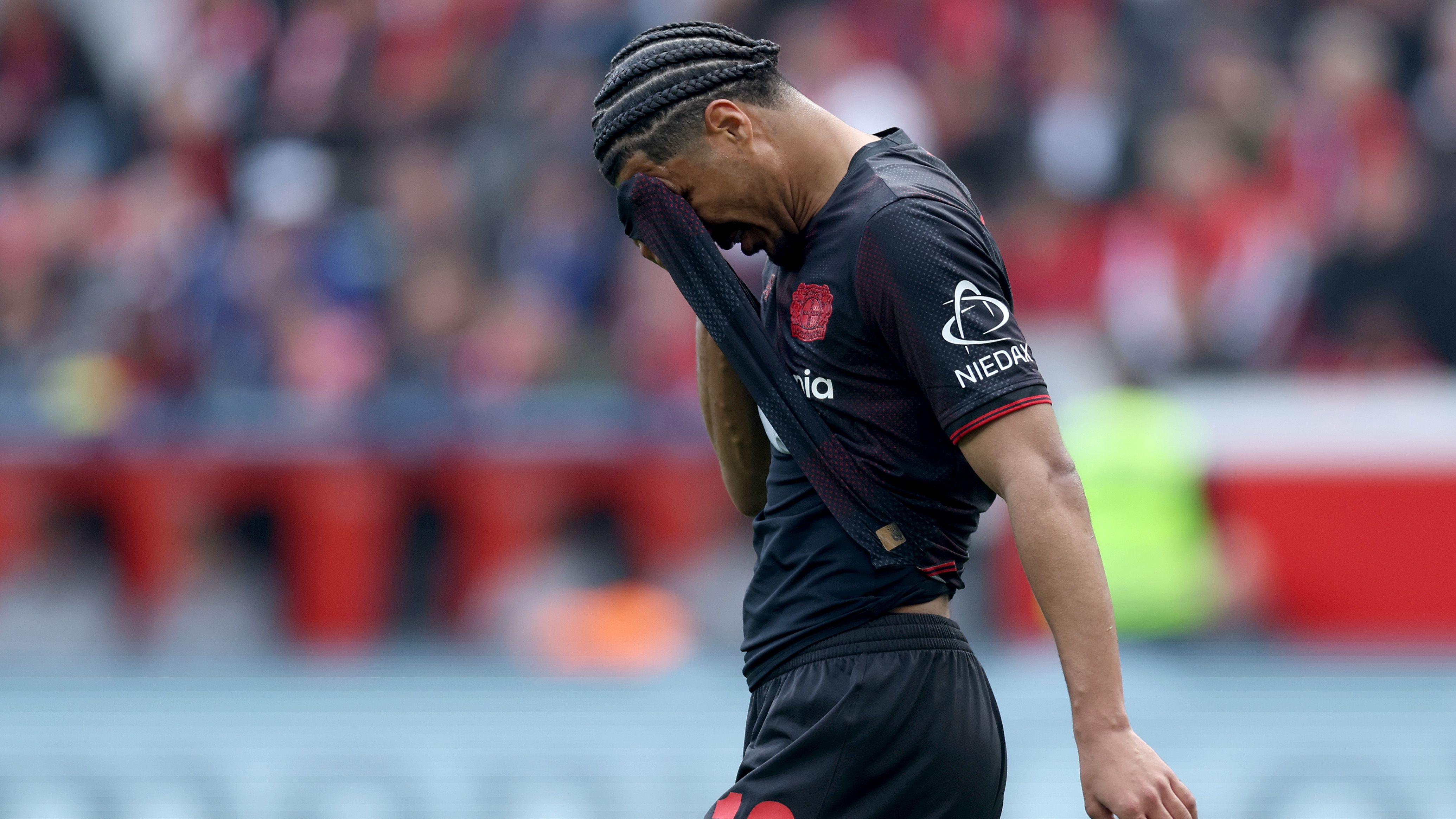 Bayer 04 Leverkusen v Hamburger SV - Bundesliga
