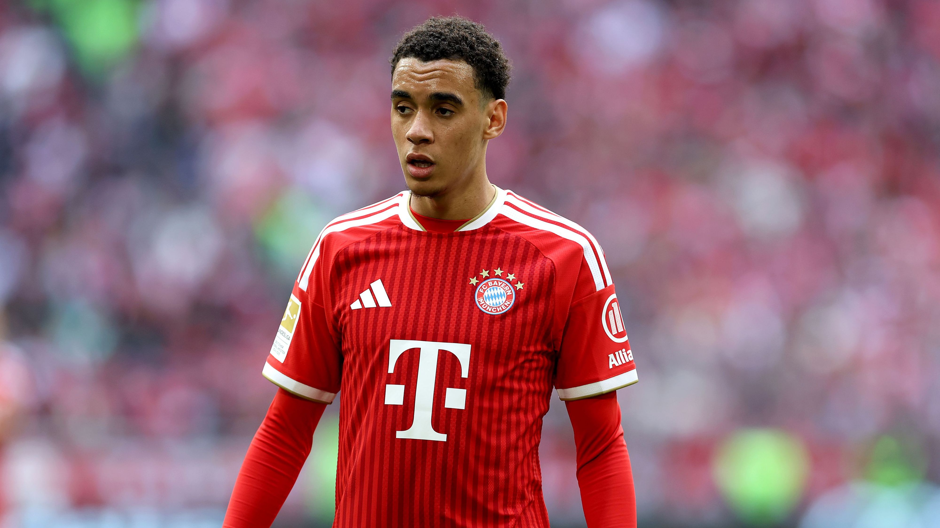 FC Bayern München v 1. FC Köln - Bundesliga