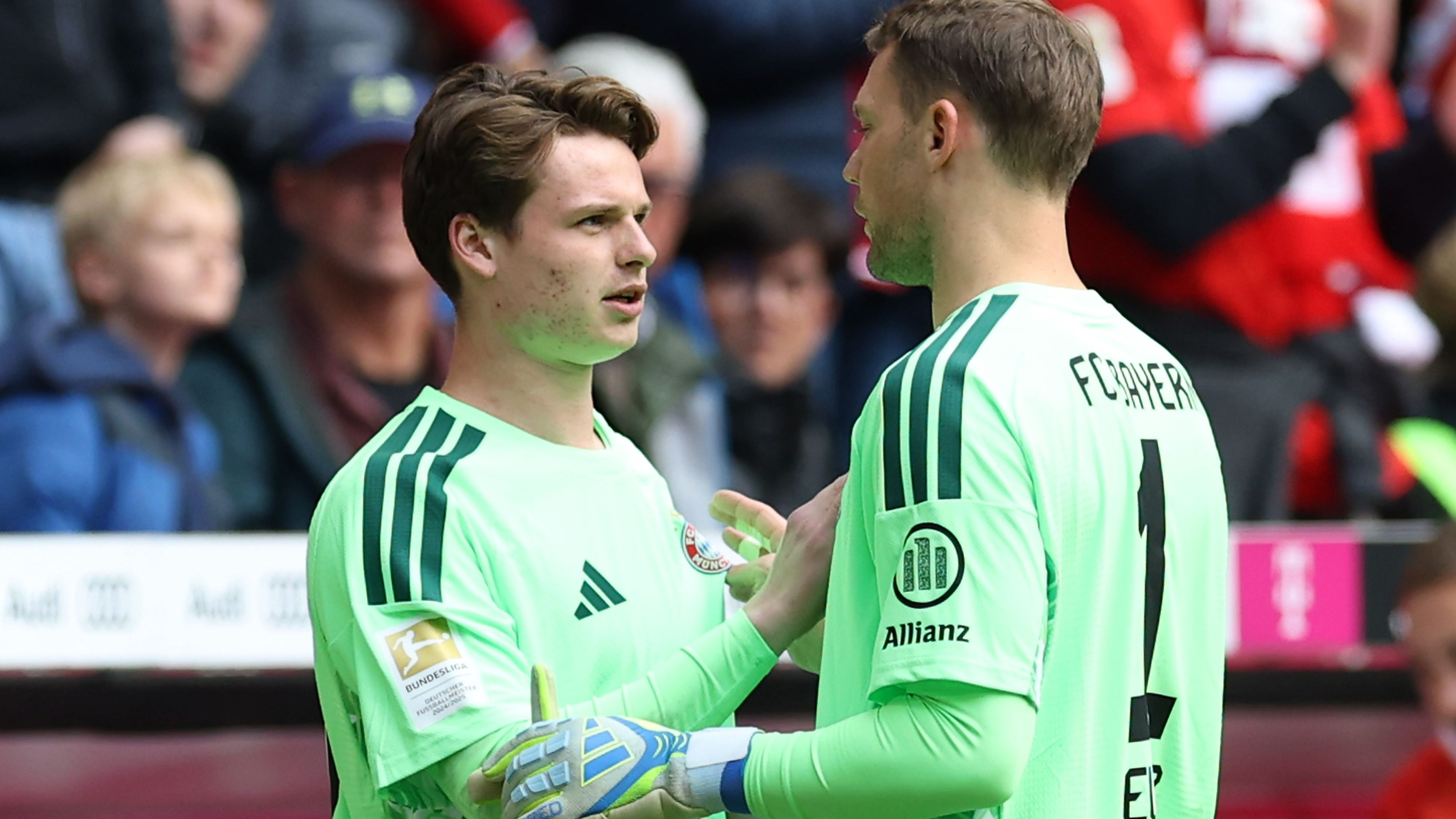 FC Bayern München v 1. FC Köln - Bundesliga