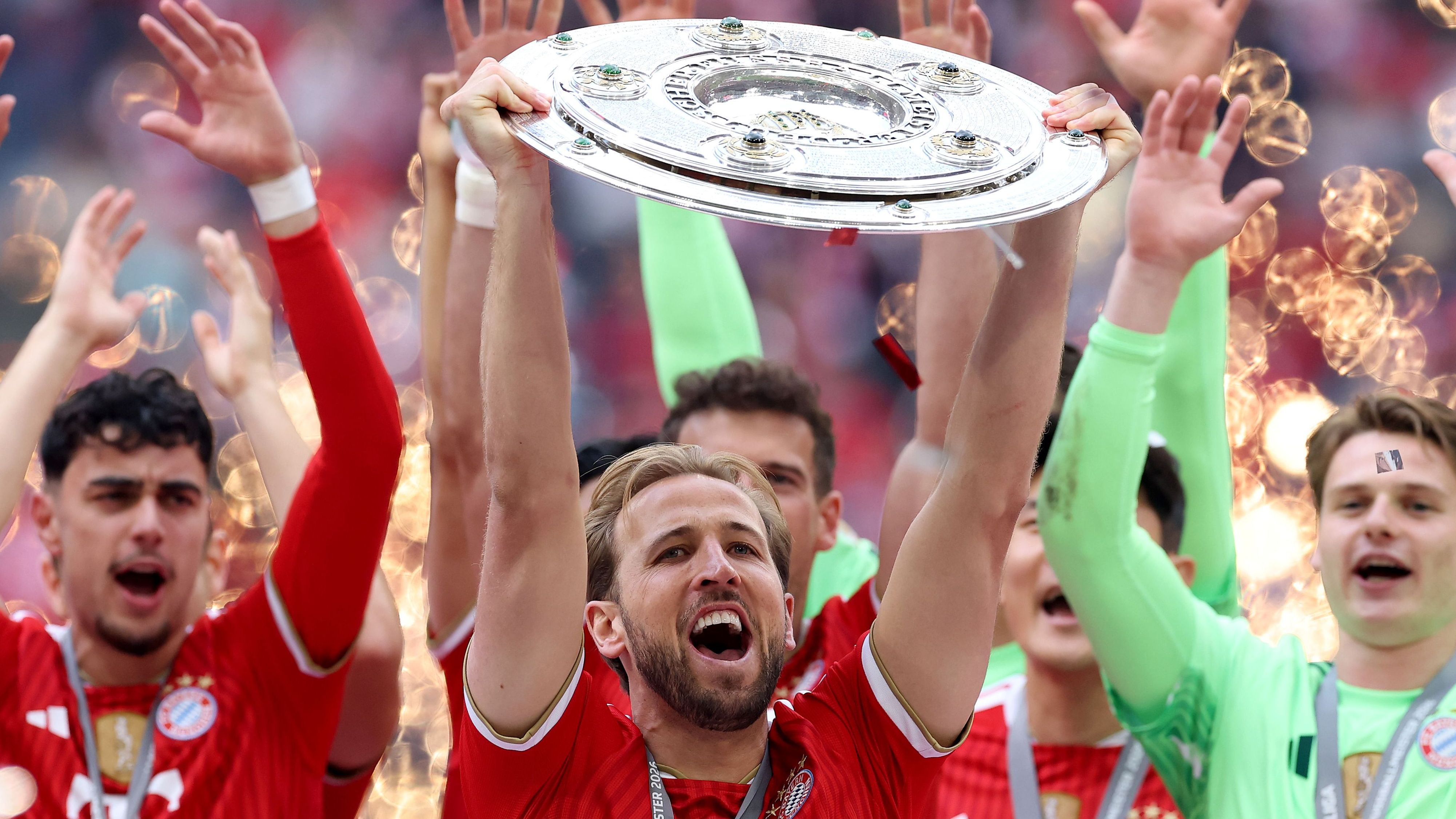FC Bayern München v 1. FC Köln - Bundesliga