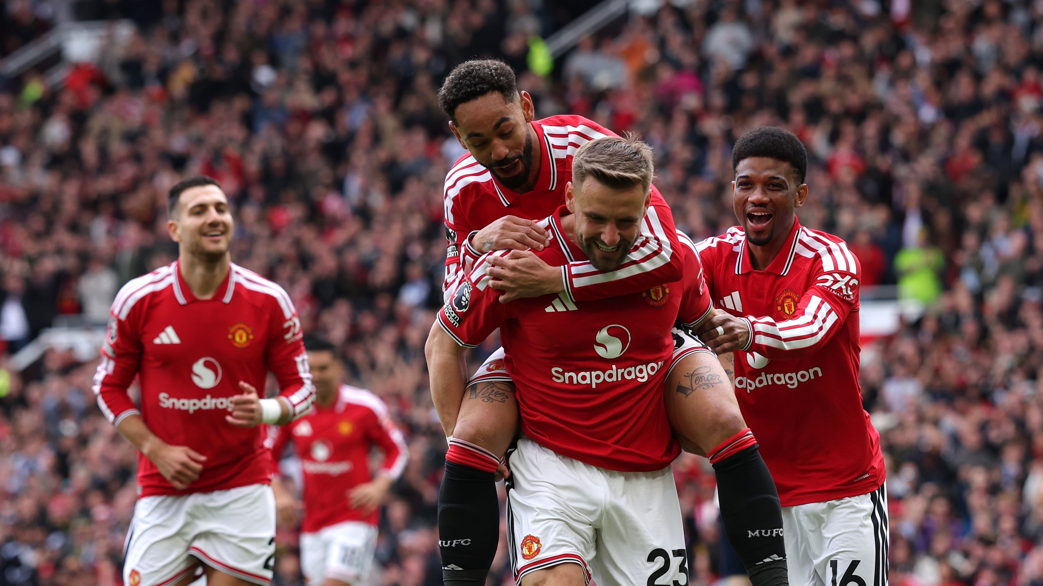 Manchester United v Nottingham Forest - Premier League