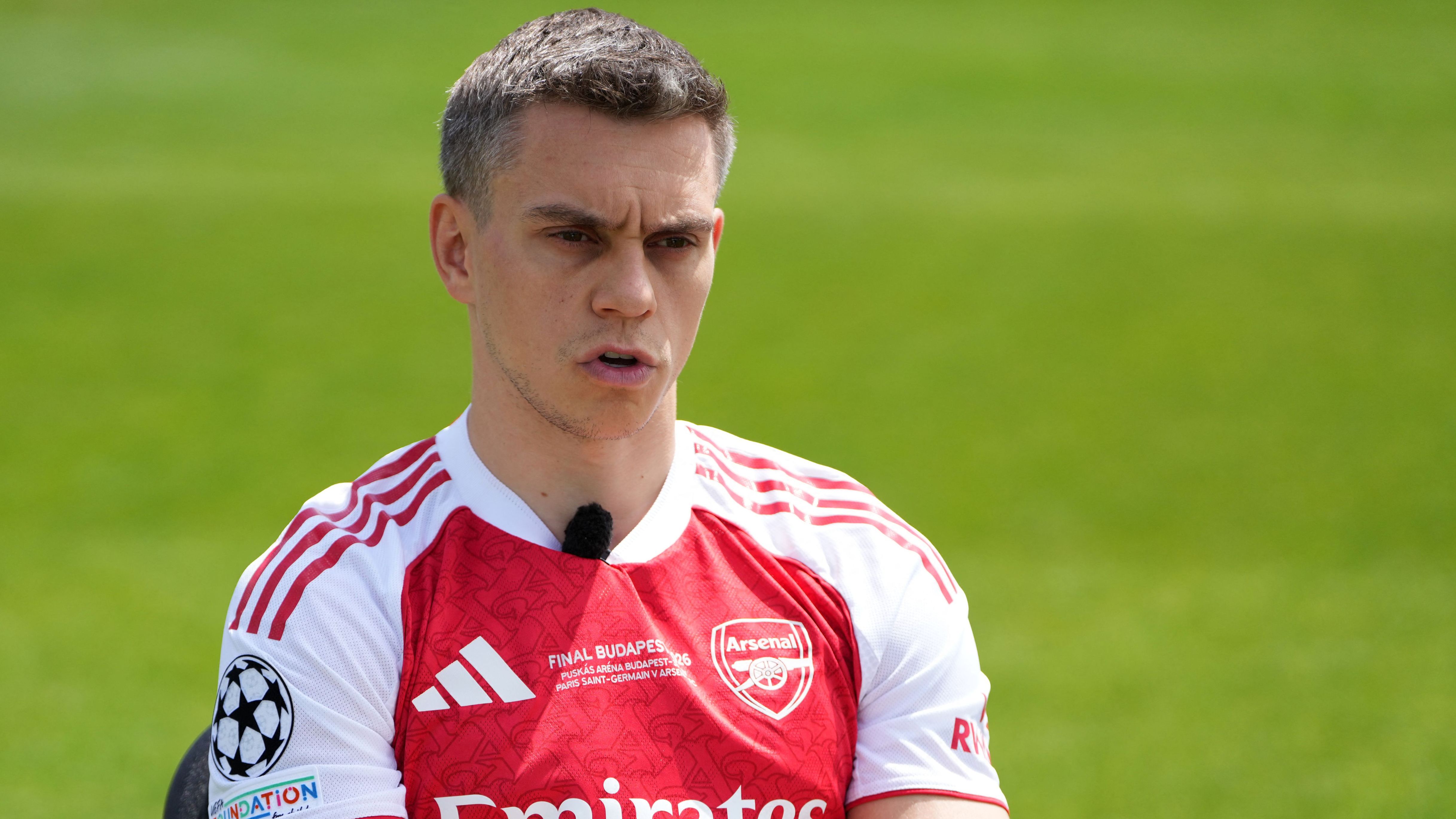 FBL-EUR-C1-ARSENAL-TRAINING