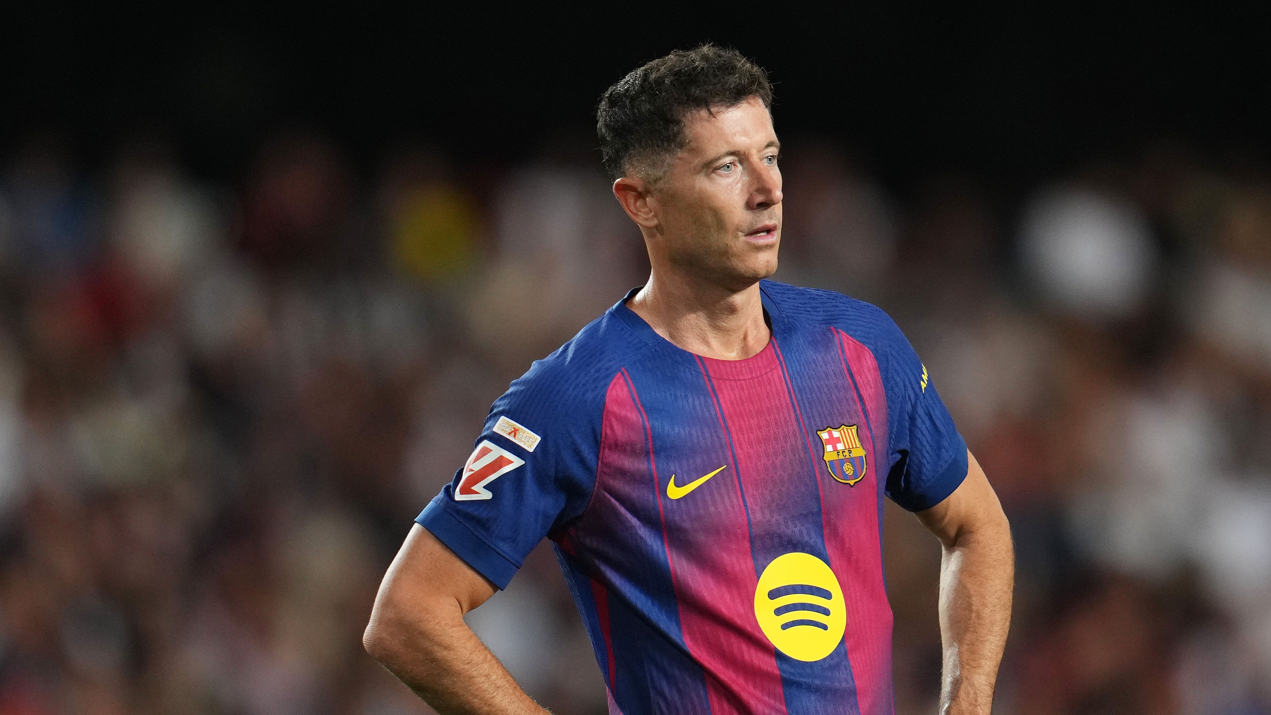 Valencia CF v FC Barcelona - LaLiga EA Sports