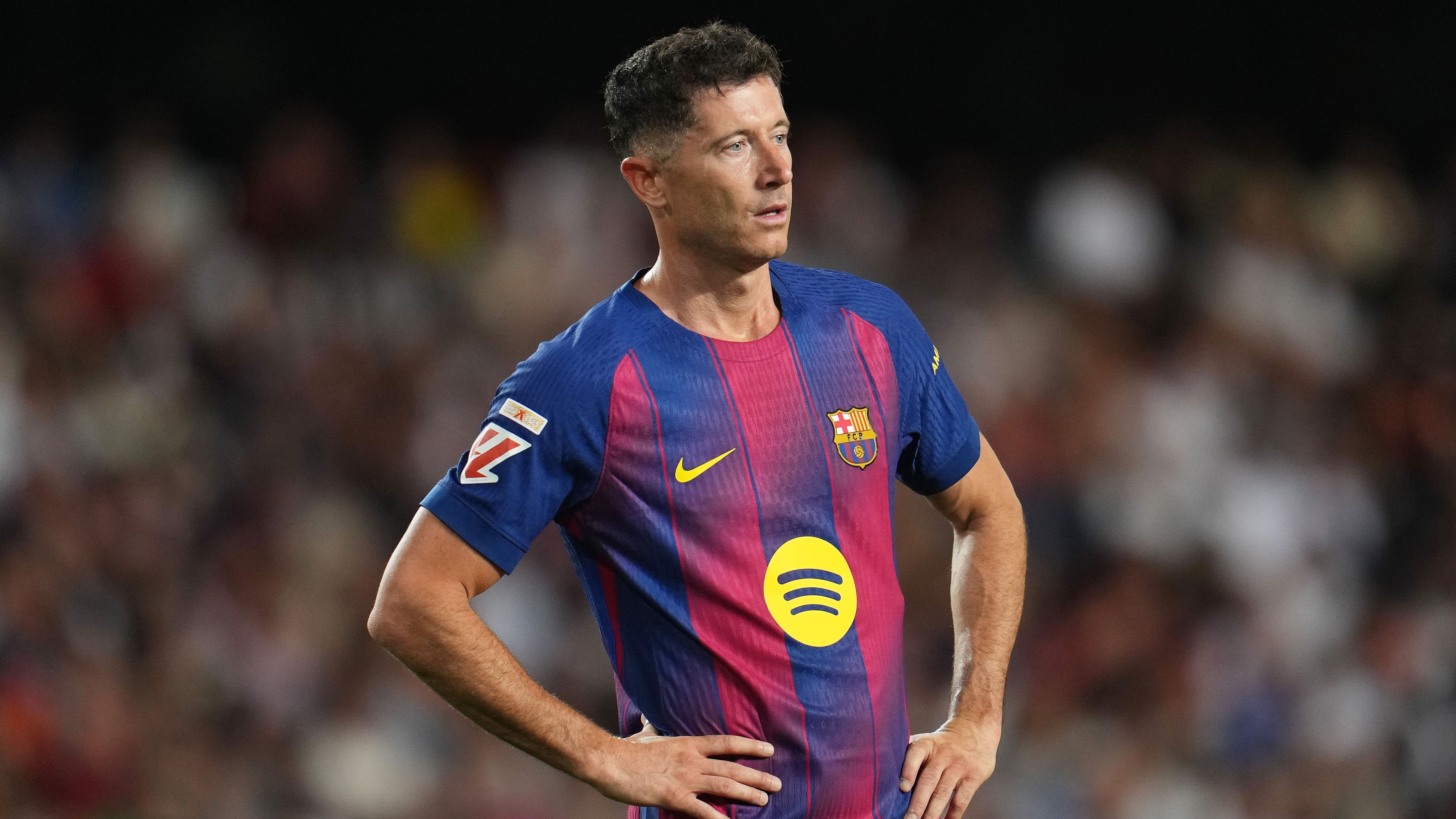 Valencia CF v FC Barcelona - LaLiga EA Sports