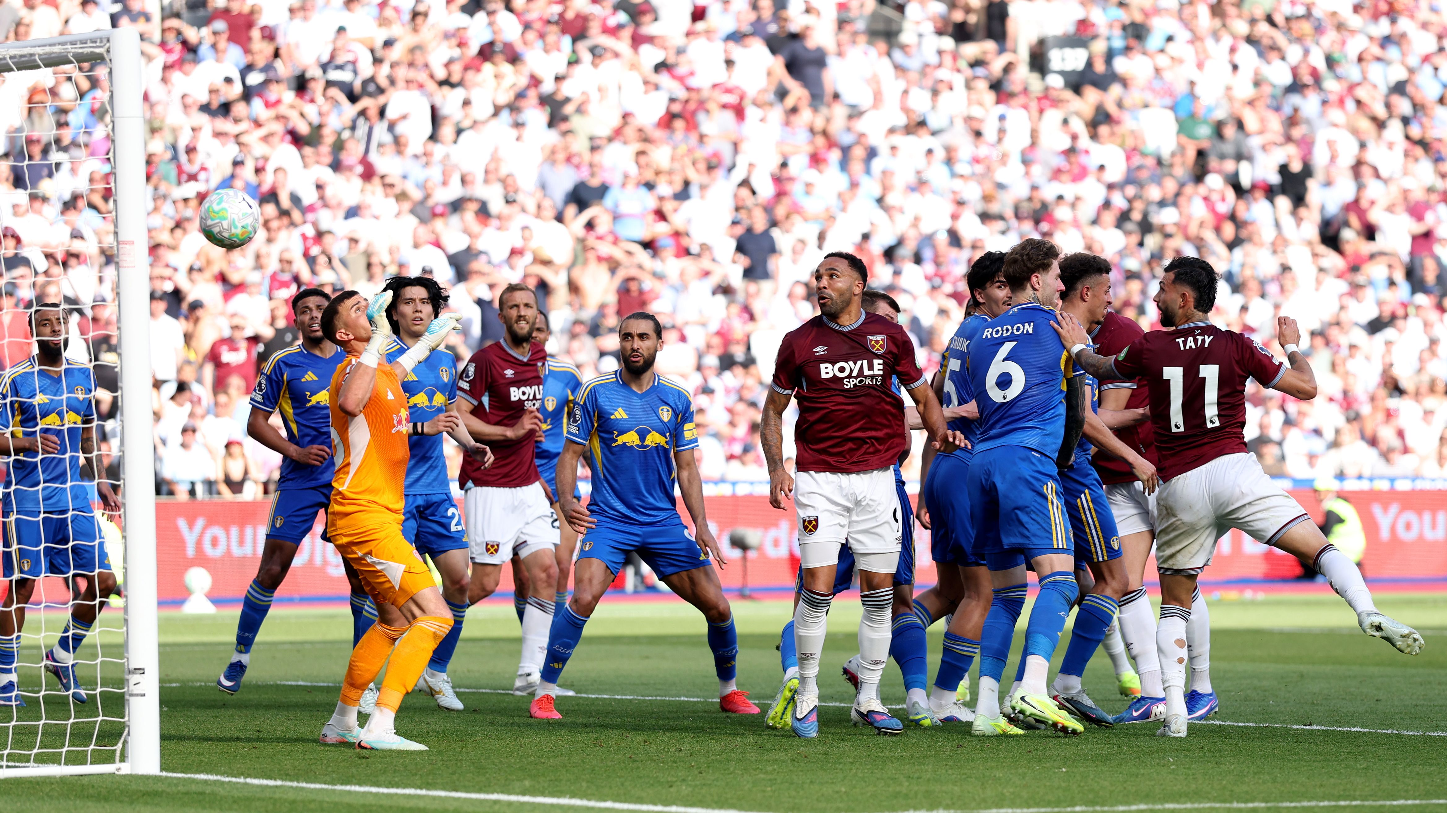 West Ham United v Leeds United - Premier League