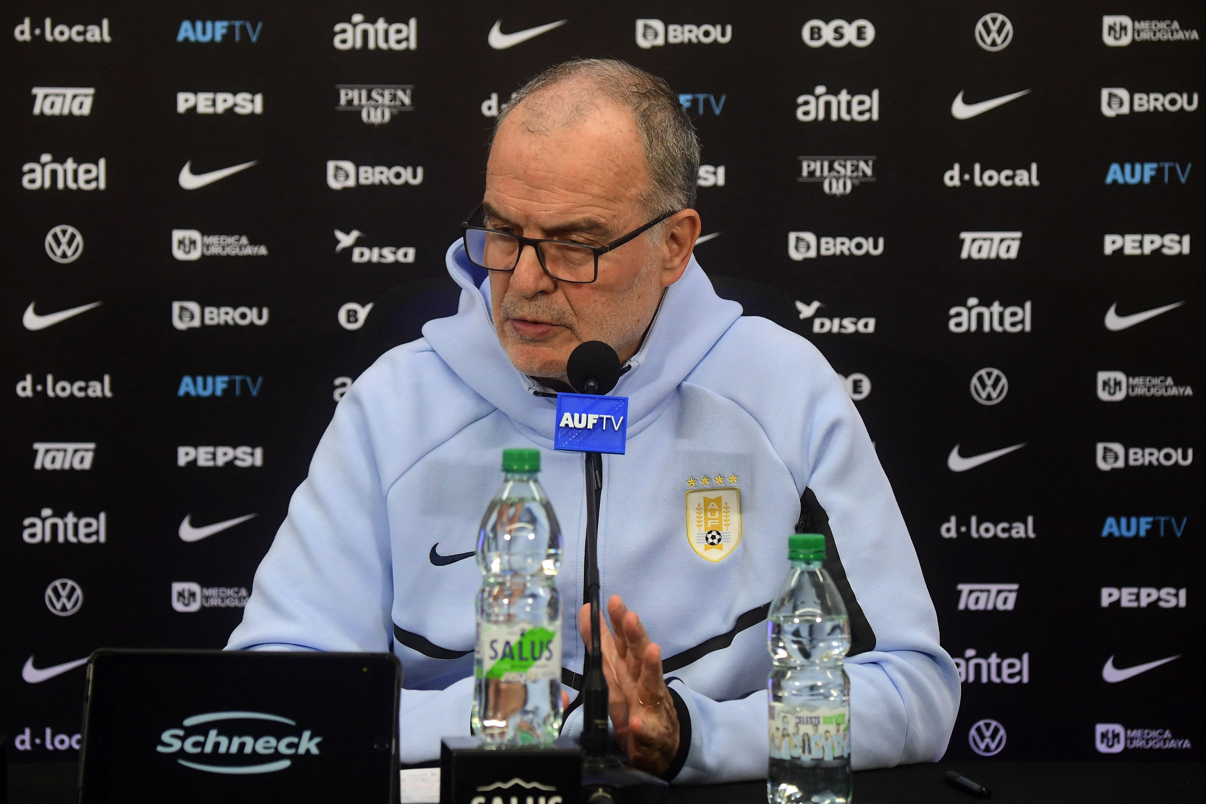 FBL-WC-2026-URU-PRESSER