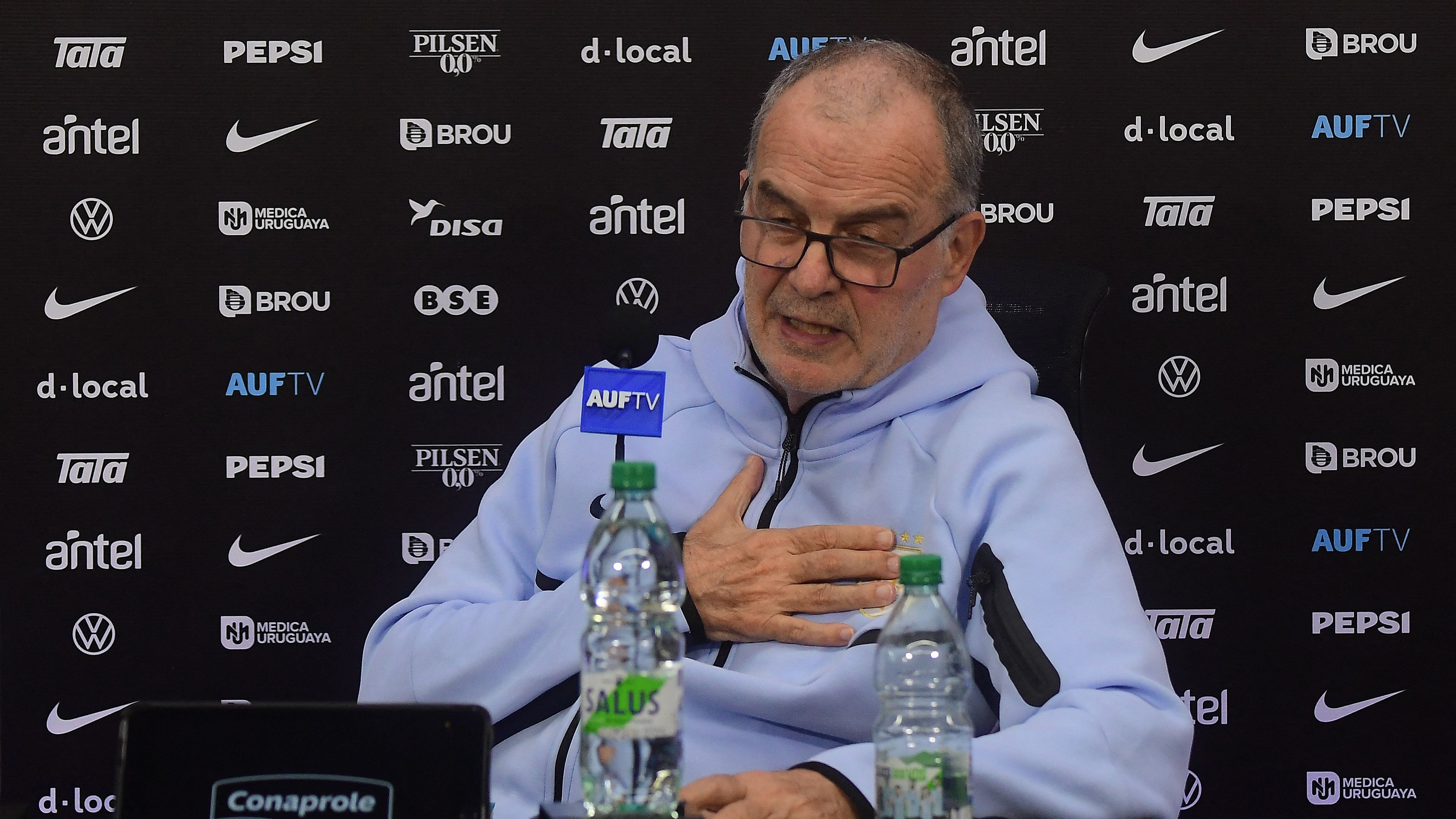 FBL-WC-2026-URU-PRESSER