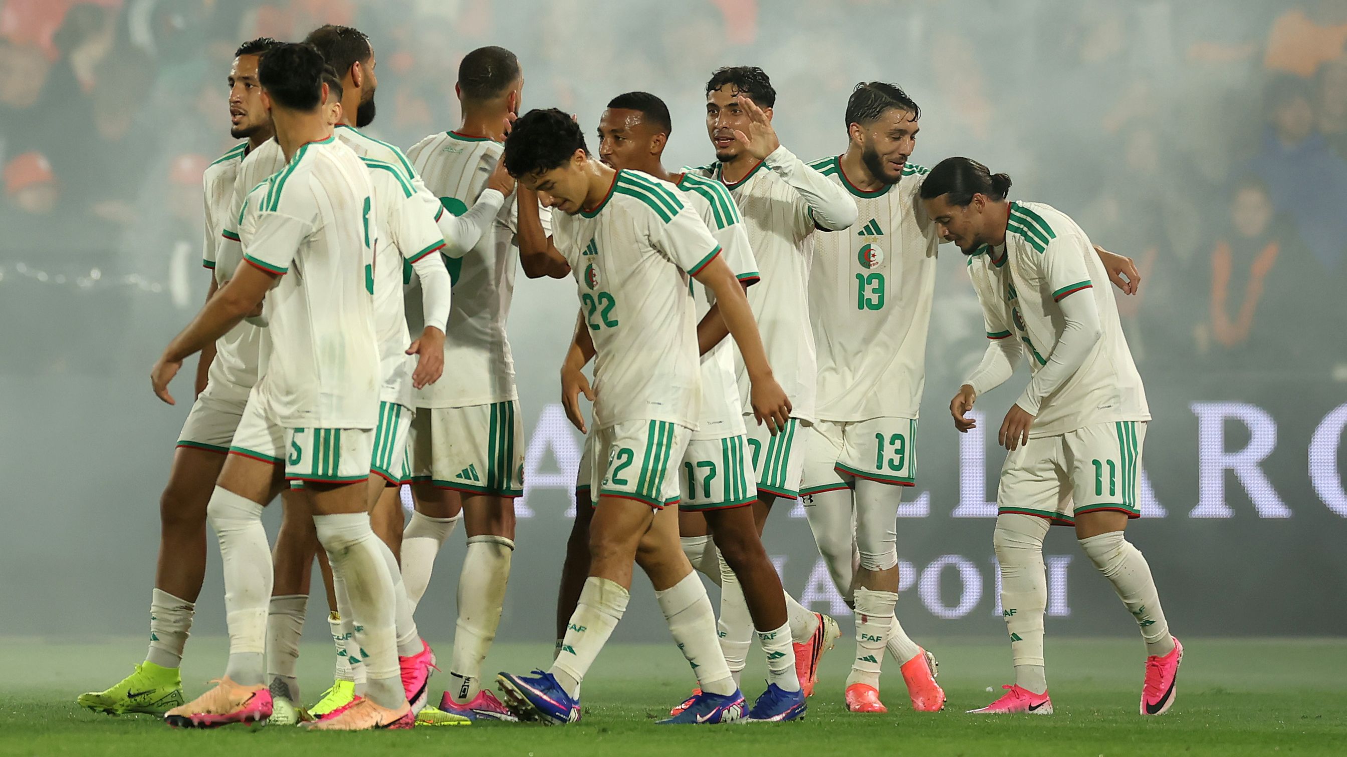 Netherlands v Algeria - International Friendly