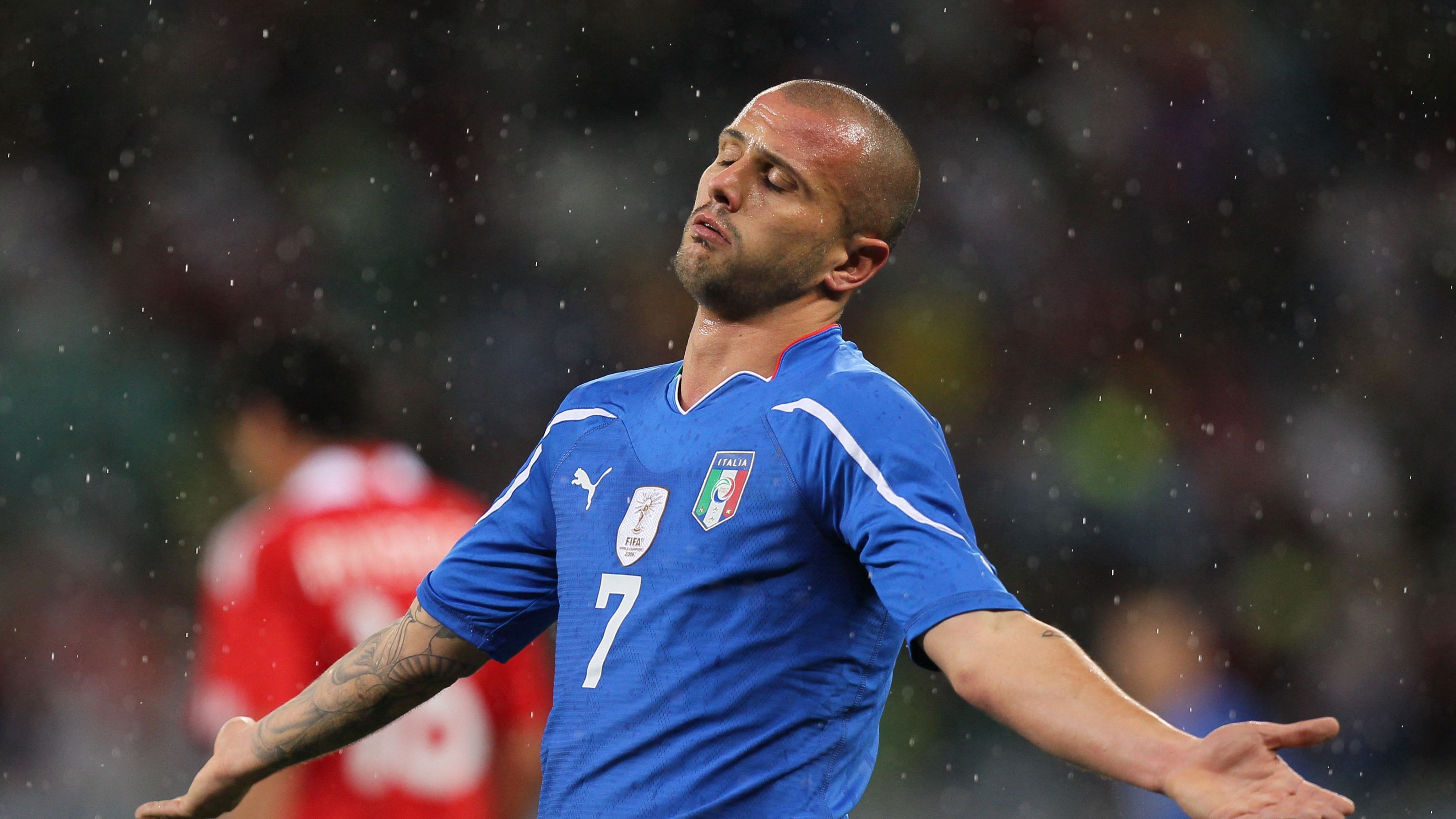 FBL-WC2010-MATCH11-ITA-PAR