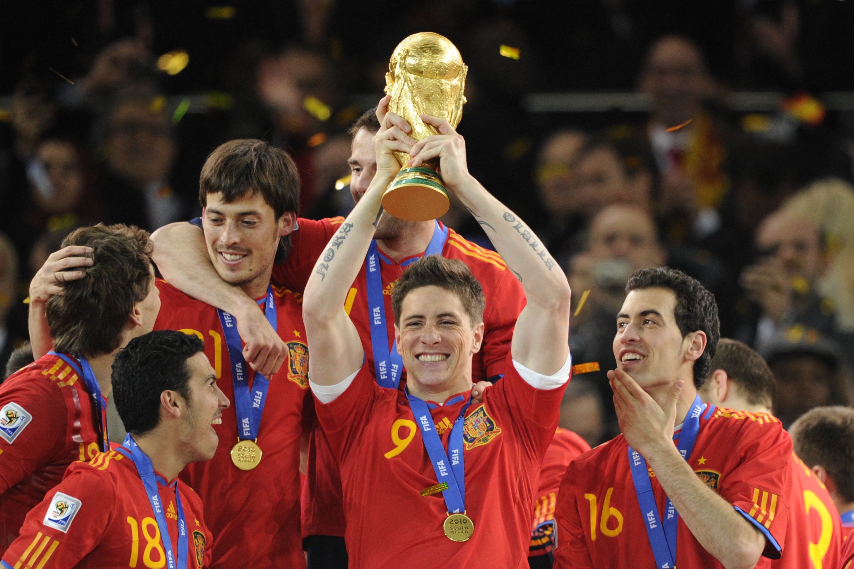 FBL-WC2010-MATCH64-NED-ESP-TROPHY