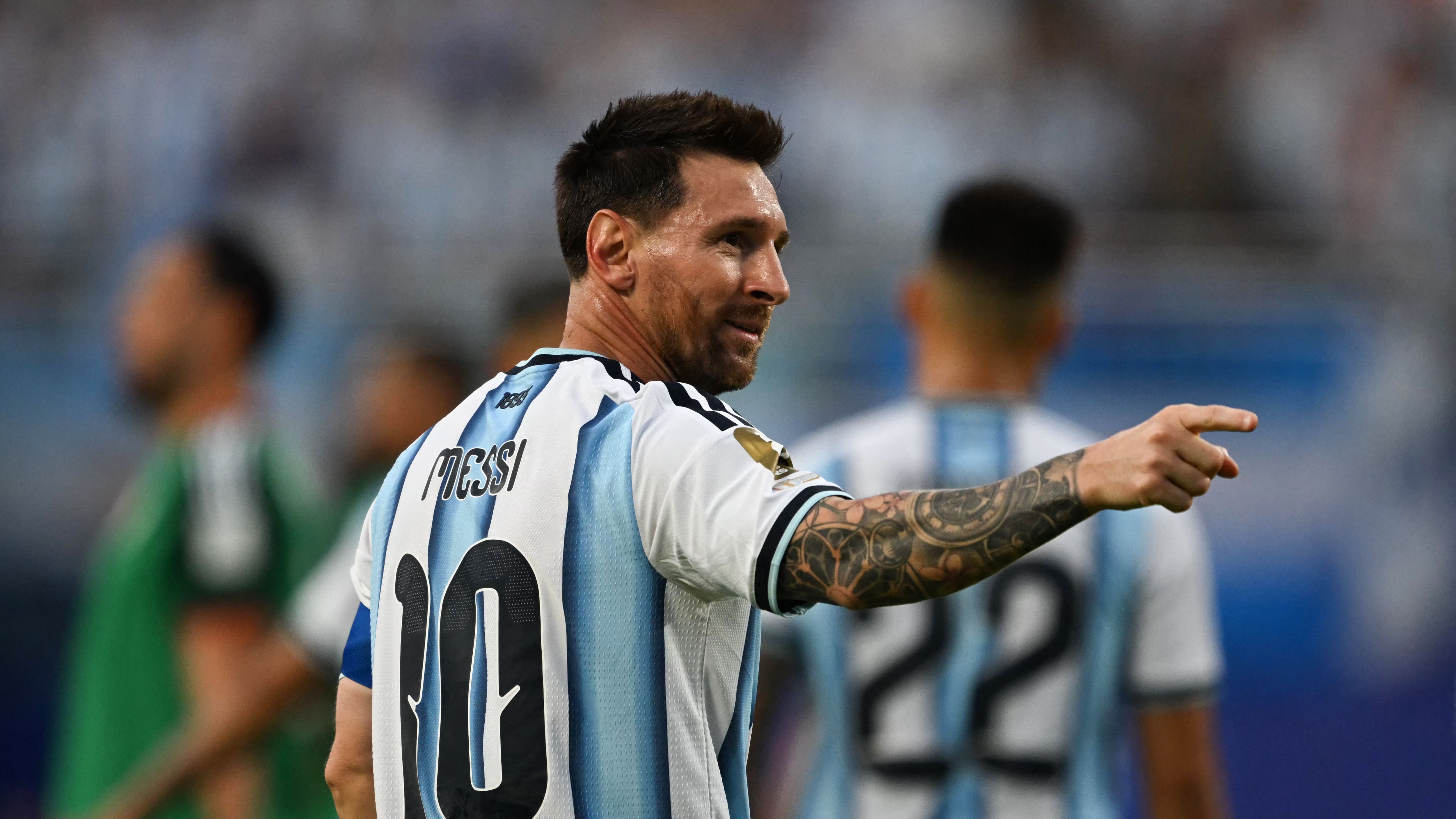 リオネル・メッシがアルゼンチン代表200試合目でハットトリックを達成