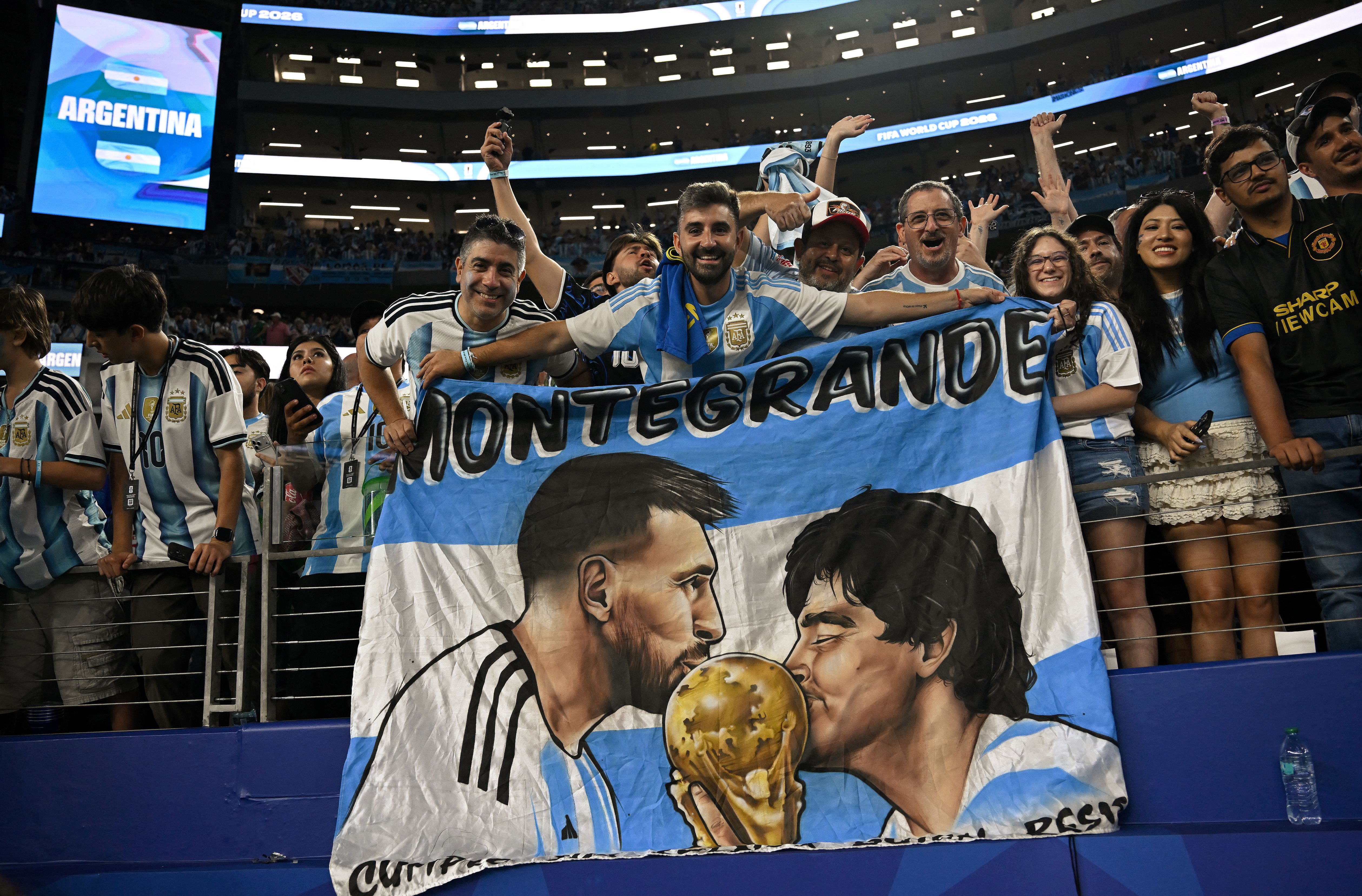 FBL-WC-2026-MATCH70-JOR-ARG-FANS