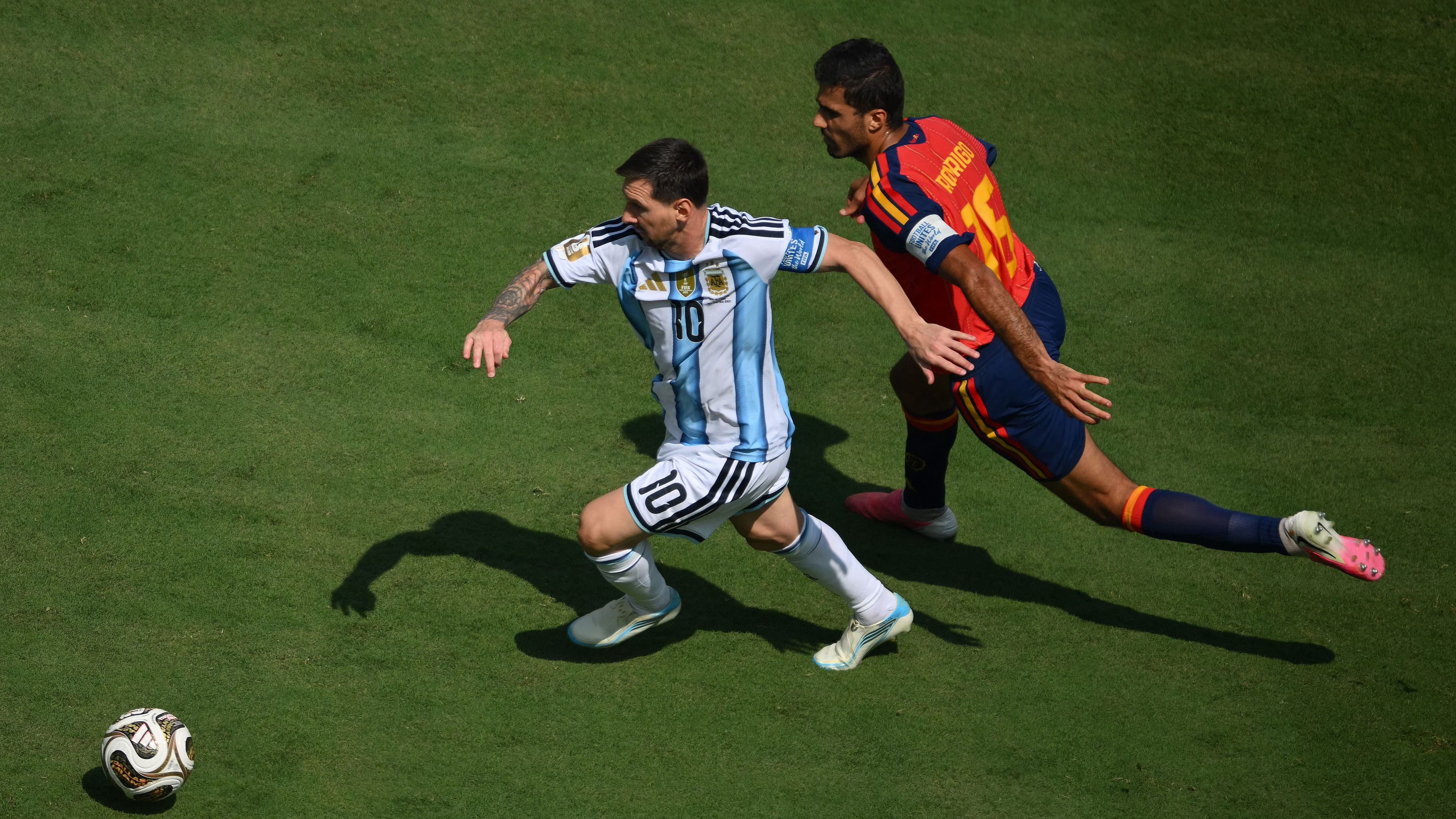 TOPSHOT-FBL-WC-2026-MATCH104-ESP-ARG-FINAL